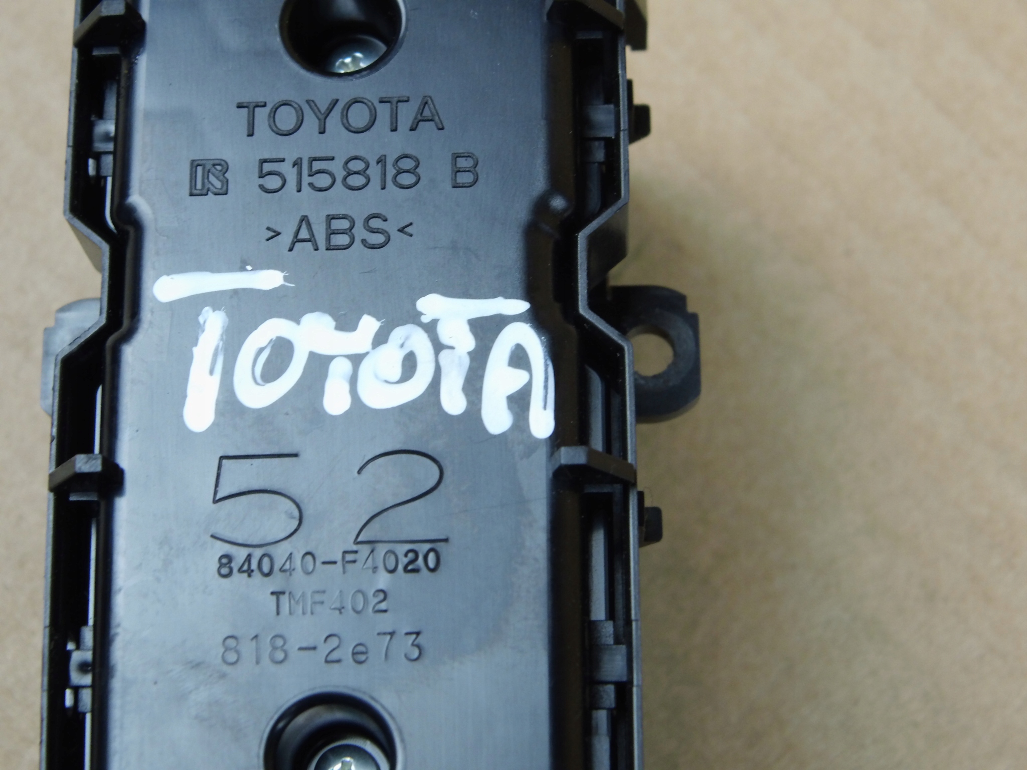 Toyota C-HR 2016-2022 panel window control switch left front front 84040F4020
