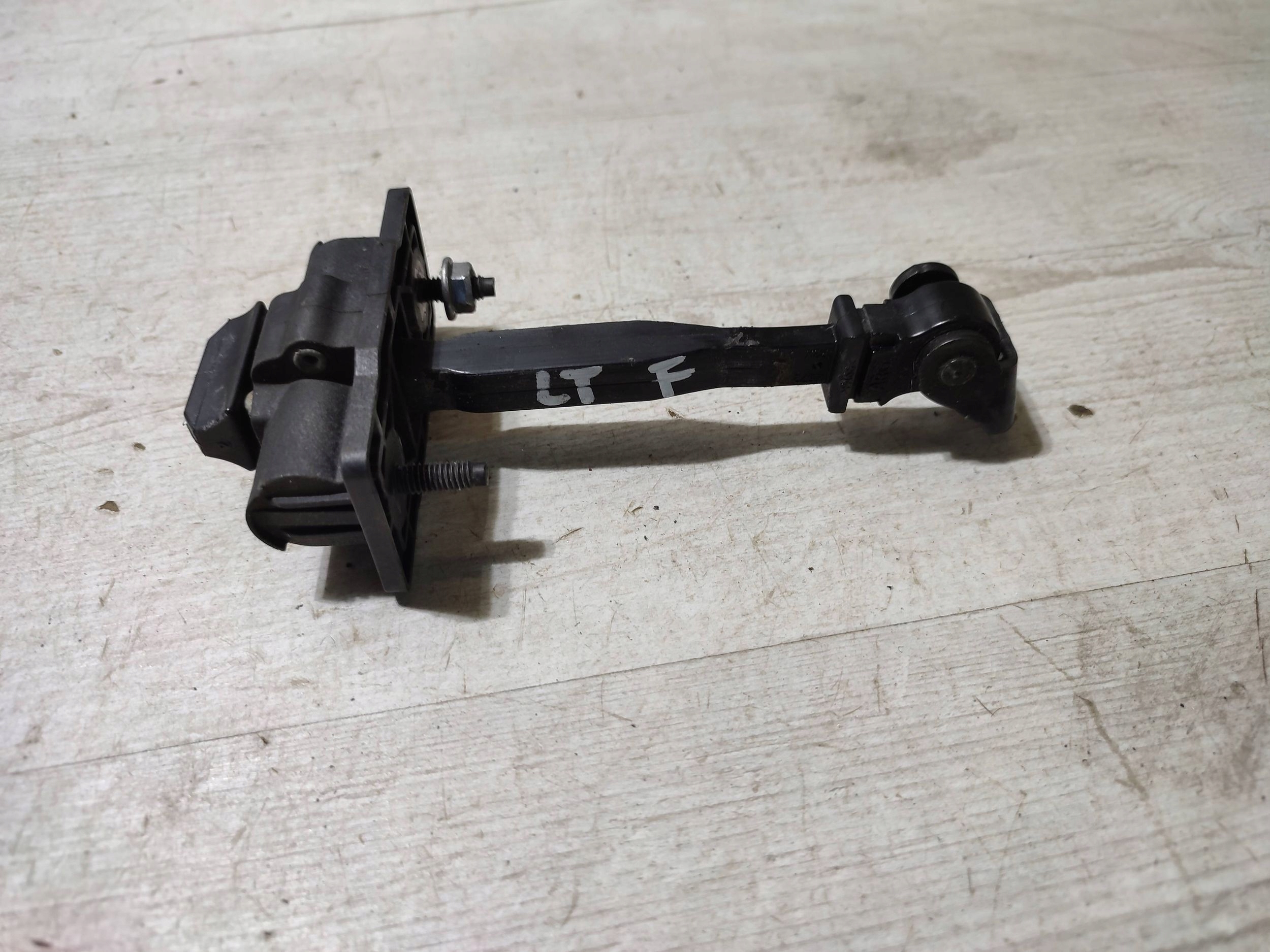 Opel Corsa F 2022 rear part side left limiter door