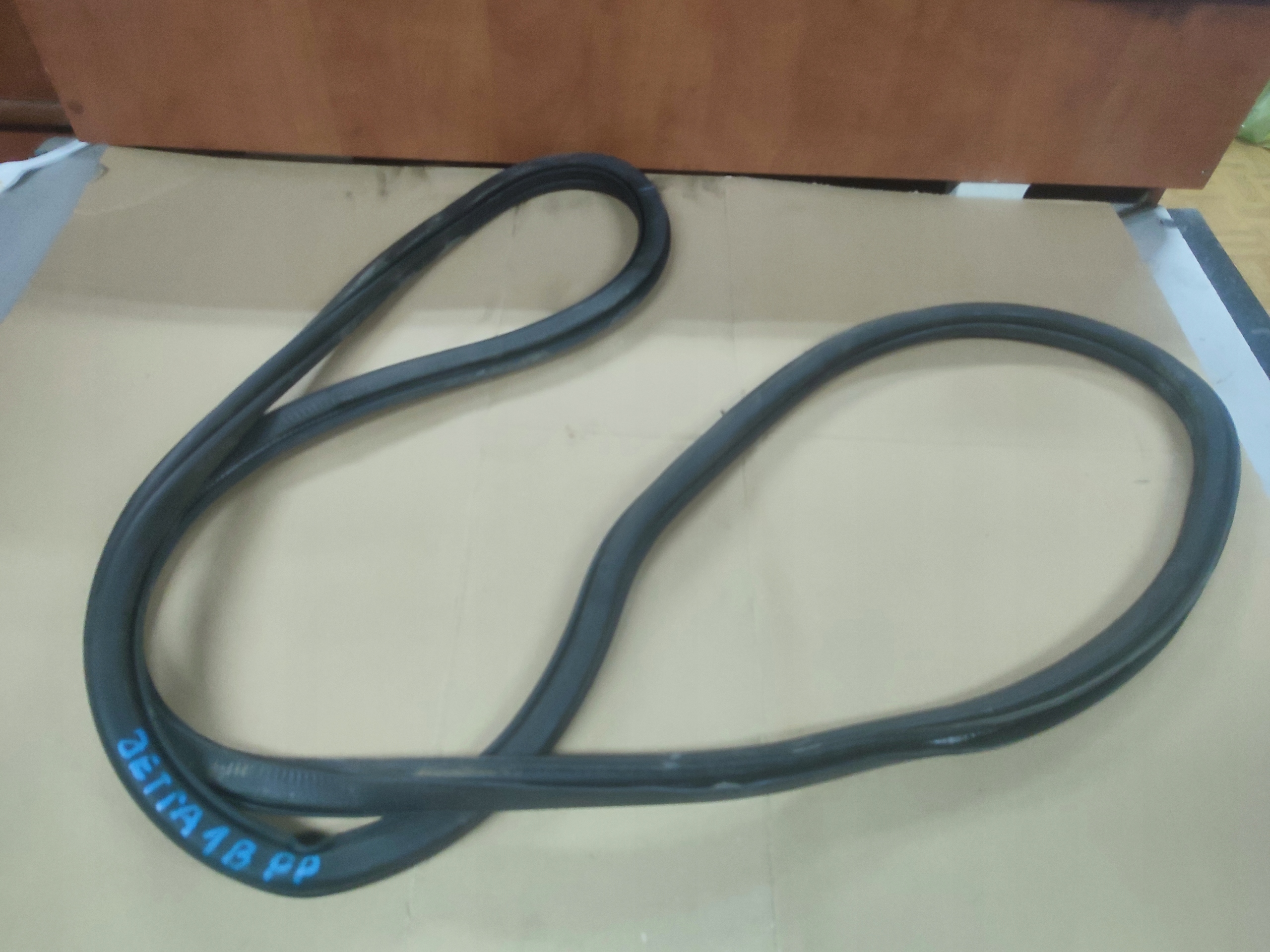 gasket door right front VOLKSWAGEN VW JETTA VI 6 5C6