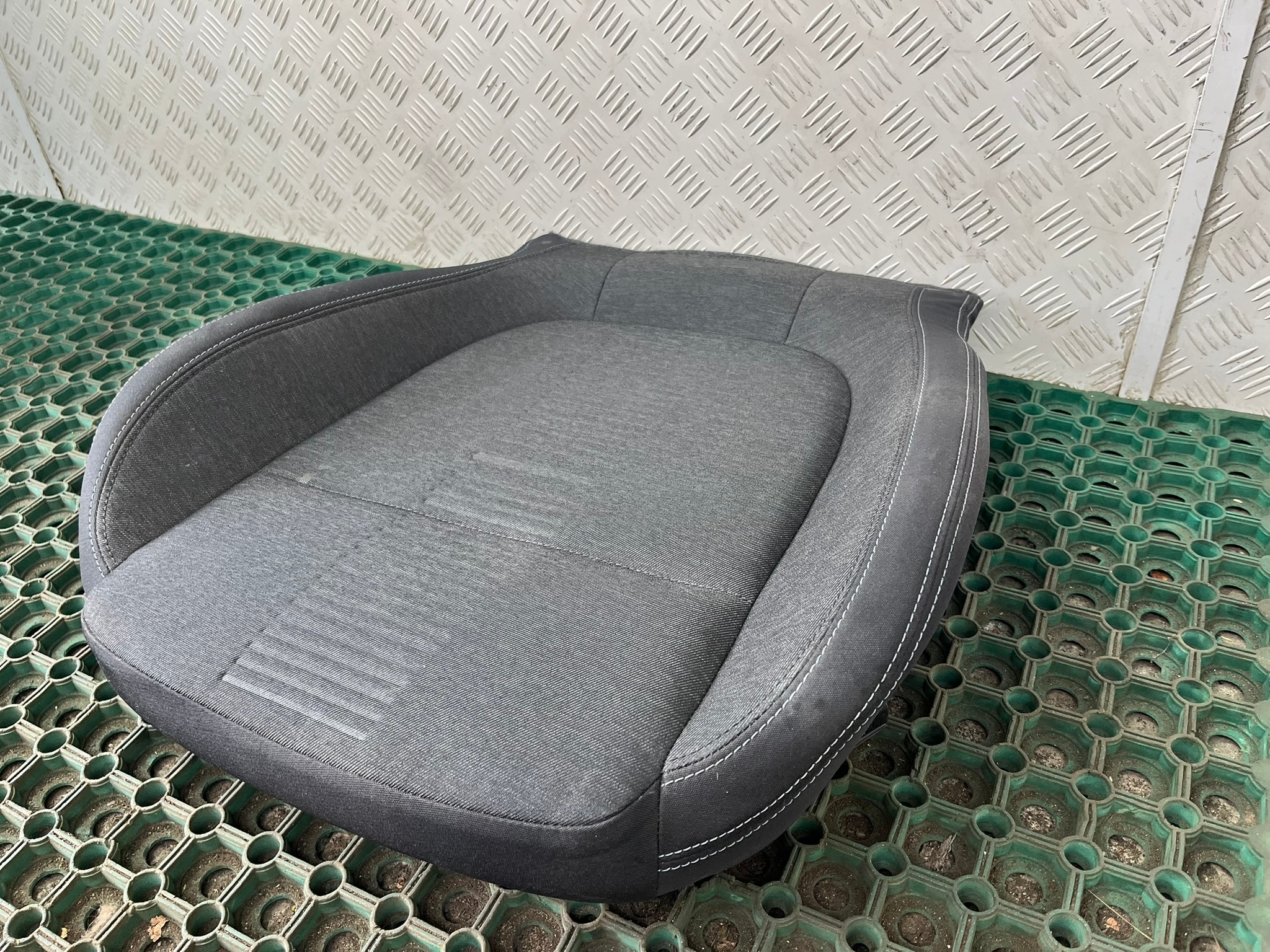FORD FOCUS MK4 18-22 ACTIVE seat base seat front left GABKA MATERIAL OE