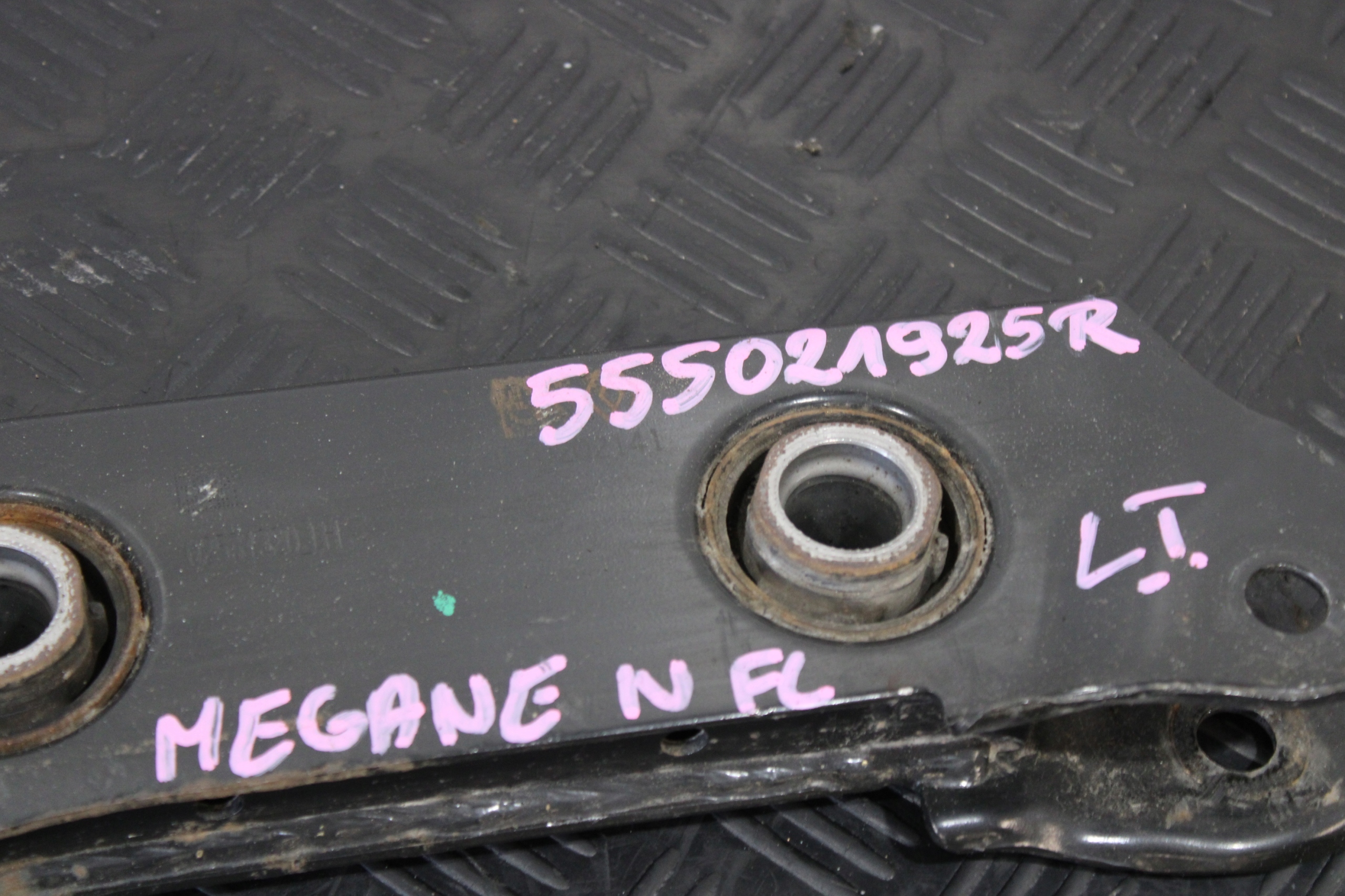 Querlenker links heck 555021925R RENAULT MEGANE IV 4 LIFT