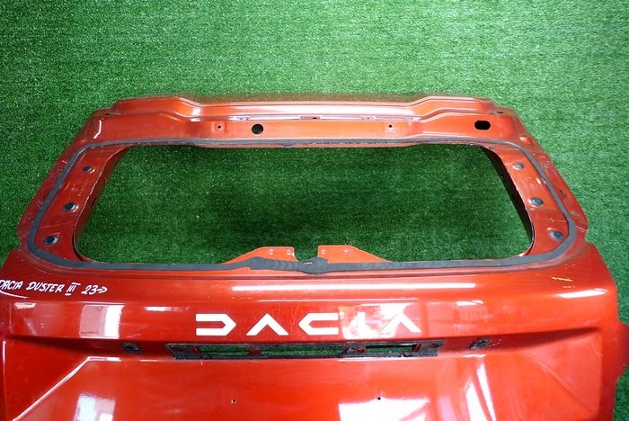 DACIA DUSTER III 24- boot doors rear part