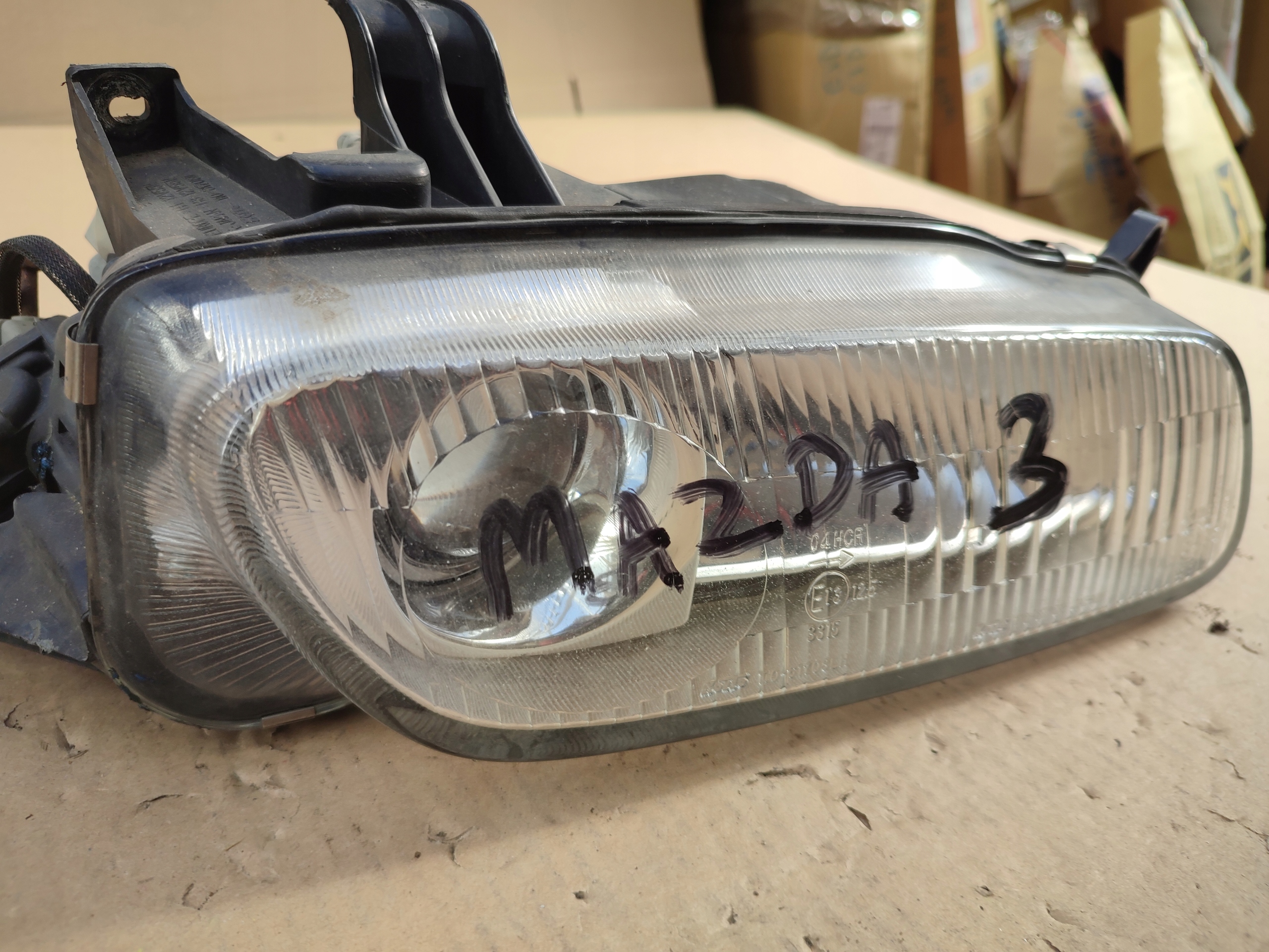 REFLEKTOR light right front right front MAZDA 323F