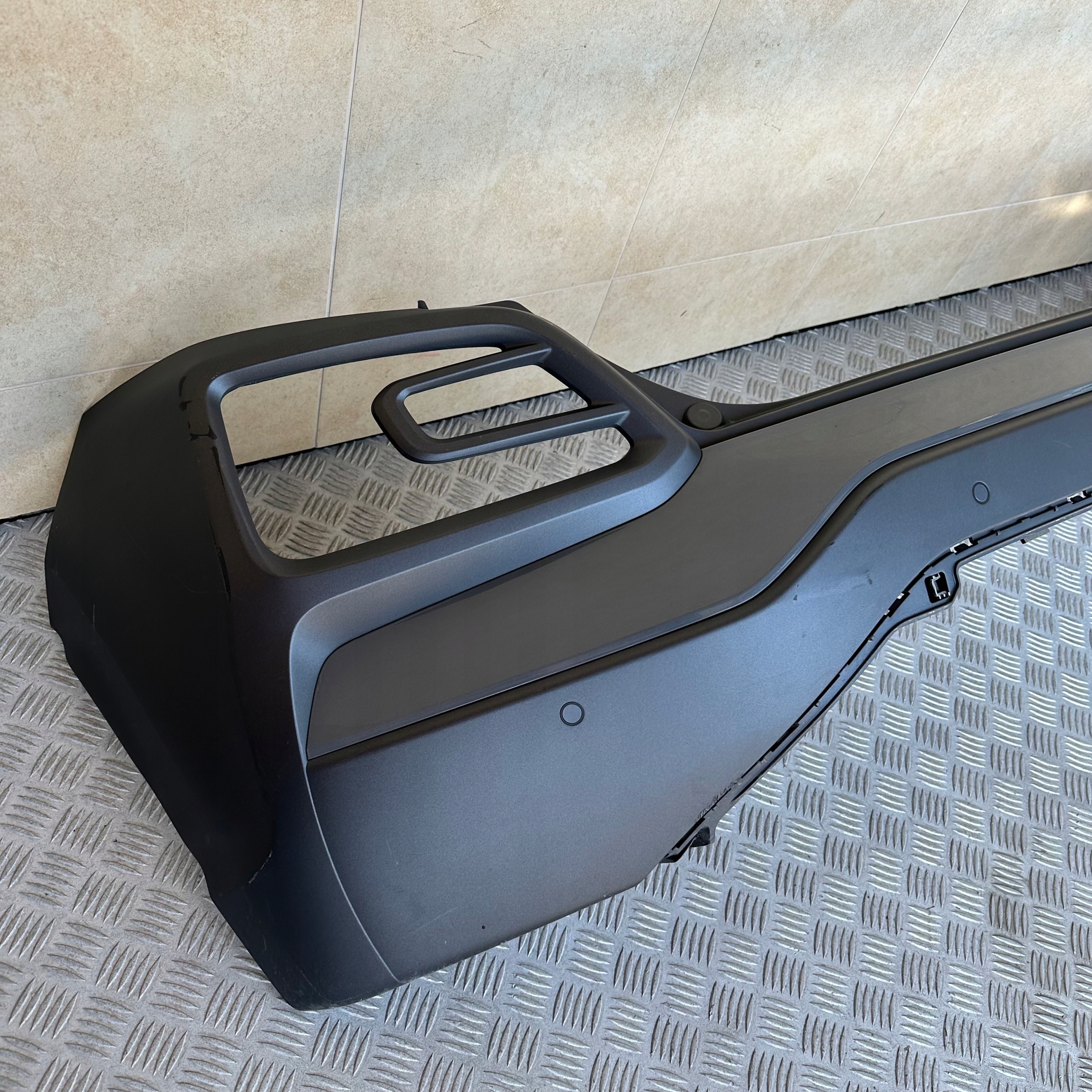 bumper rear HYUNDAI KONA HYBRID 2017 ROK 4 PDC