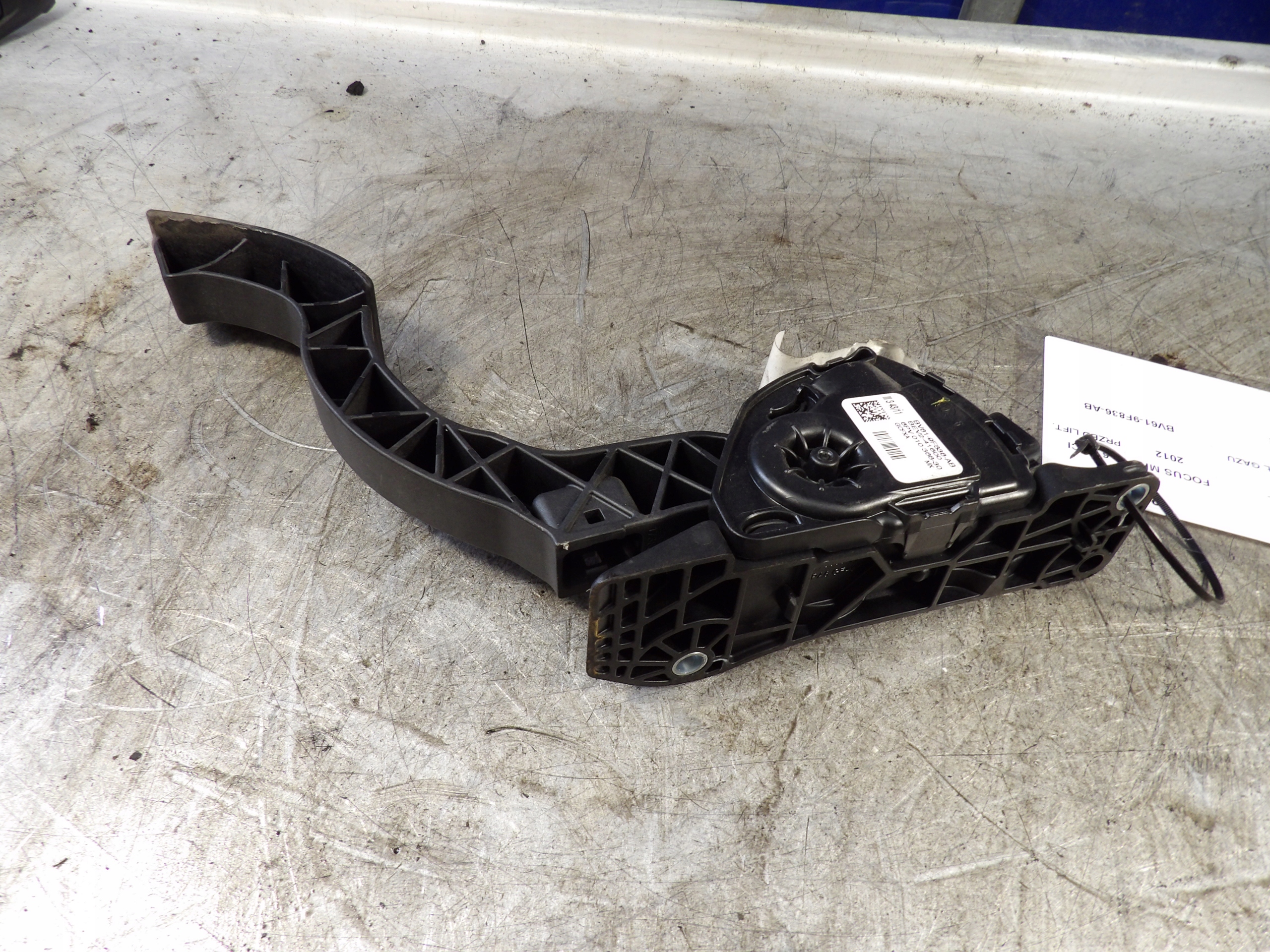 Ford Focus MK3 accelerator pedal BV61-9F836-AB BEV2-41600 6PV010368-30