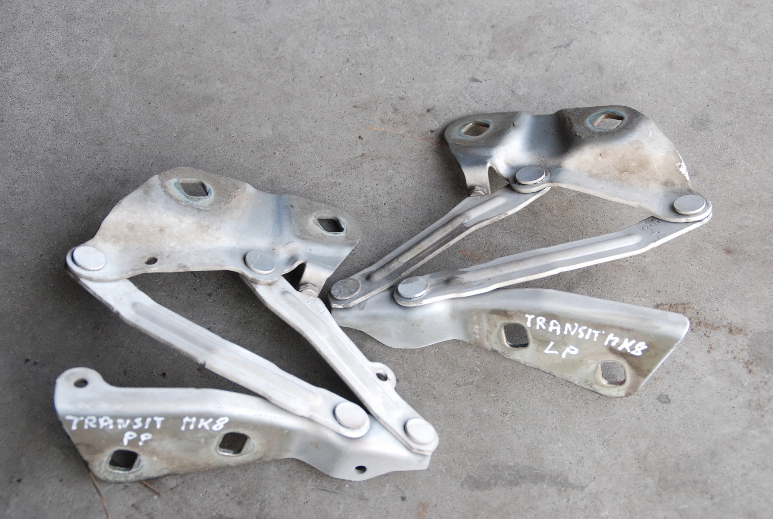 ПЕТЛІ КАПОТА КОМПЛЕКТ FORD TRANSIT MK8 14-