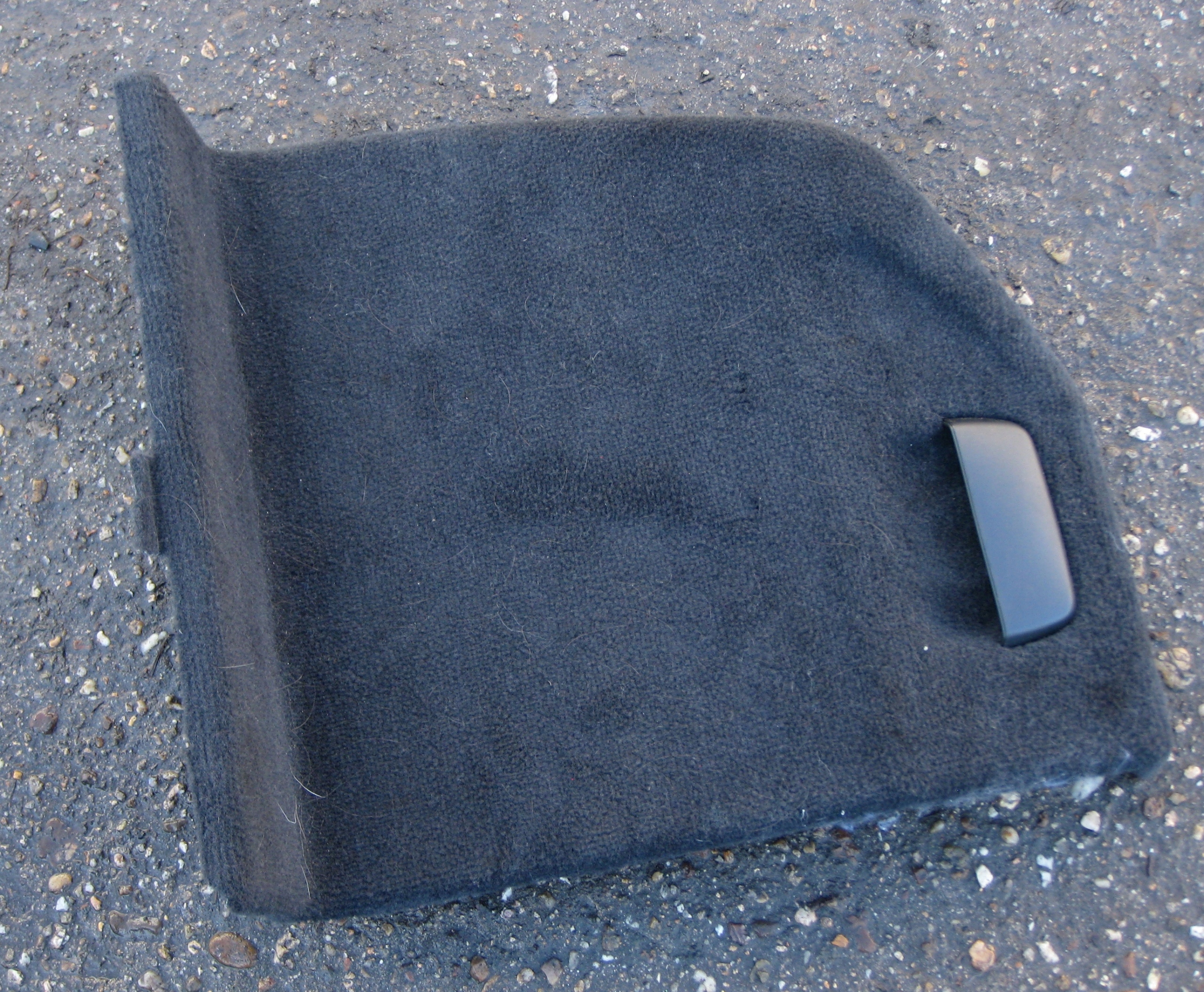 BMW F11 2.5 D 14R passenger compartment boot left 9168493