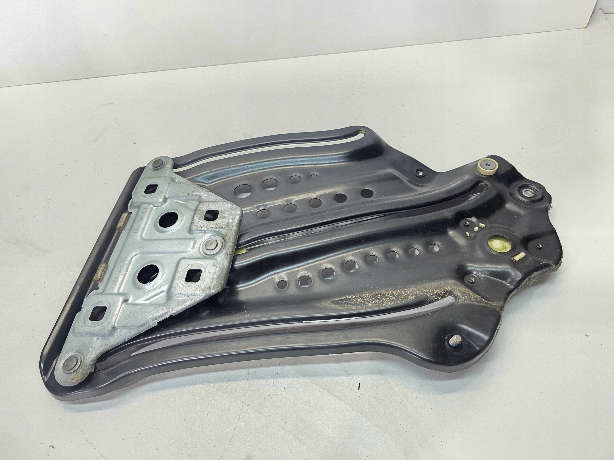 mechanism lifting windows ropes left rear part AUDI A5 8F CABRIO 8F0839397C