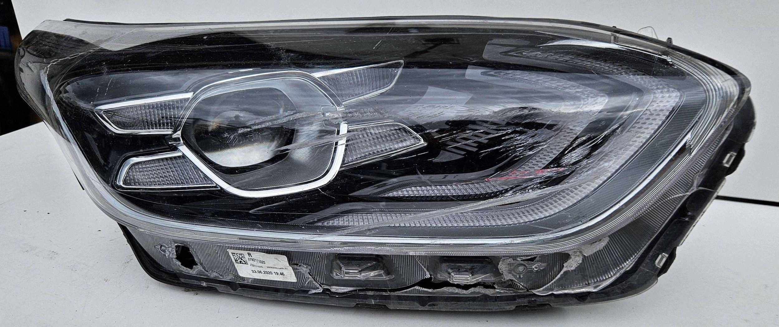 KIA Ceed 3 III 17- LED light right front front Reflektor 92102J7100