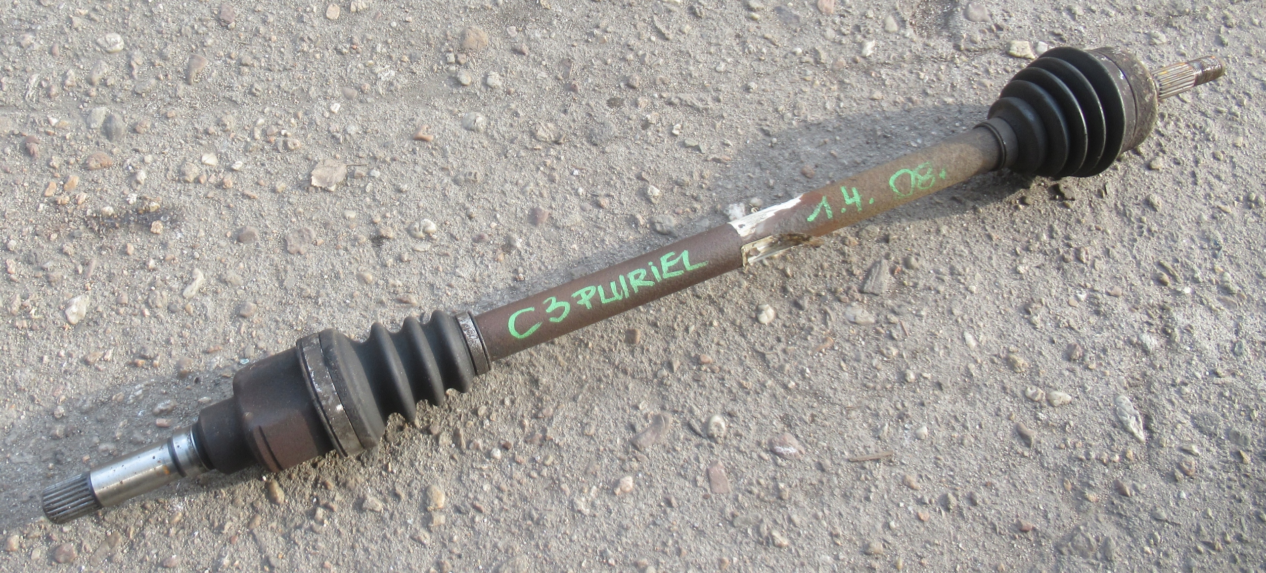 CITROEN C3 PLURIEL 08R 1.4 semi-axis right