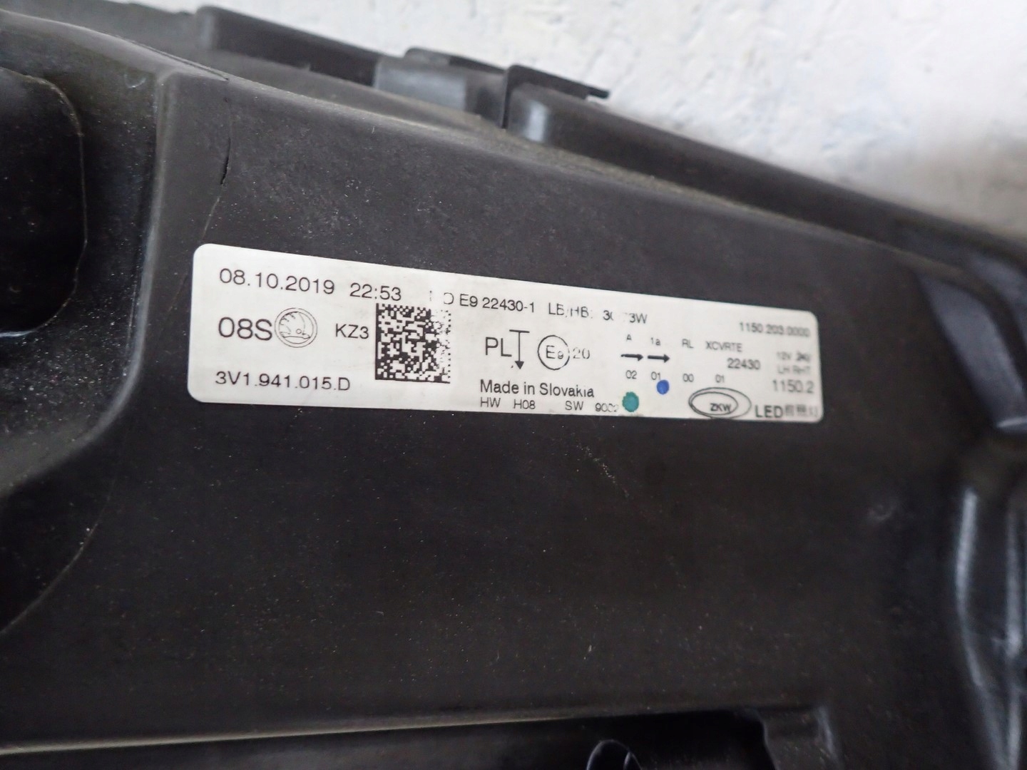 light left FULL LED SKODA SUPERB III 3V LIFT 19