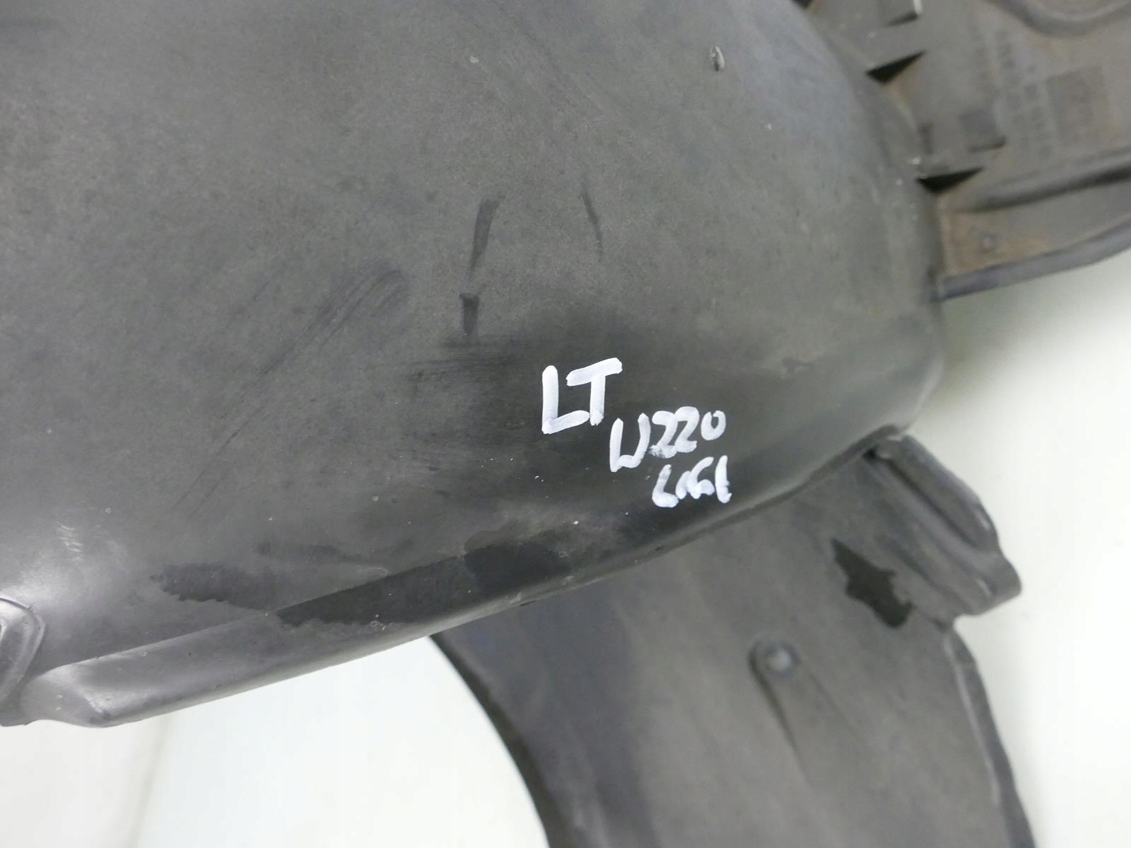 MERCEDES S W220 mudguard left rear part left rear.