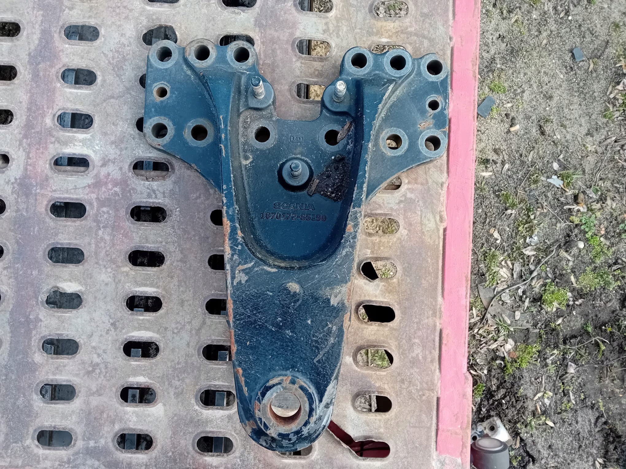 ŁAPA MOCOWANIE RESORA TYŁ TYLNEGO SCANIA 1870172