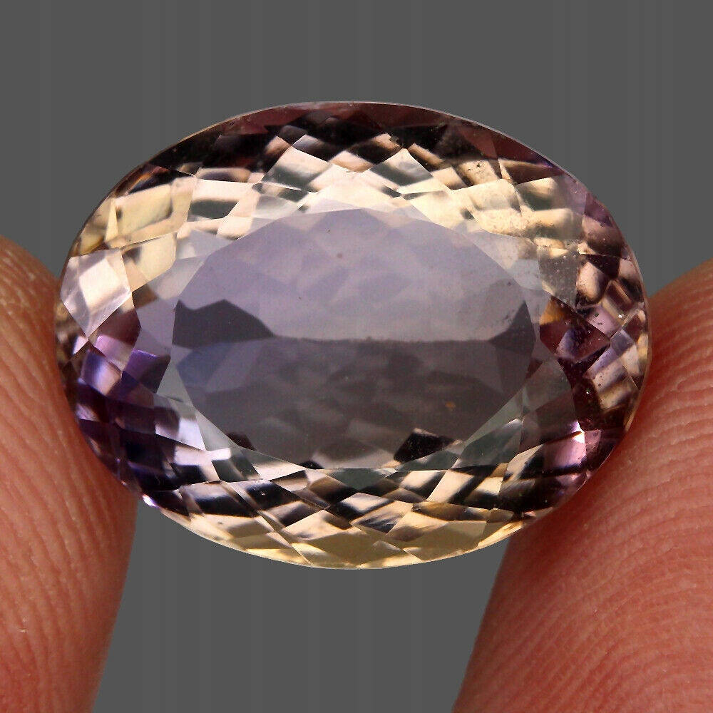 Přírodní kámen ametrin 16.49ct Vvs dvoubarevný