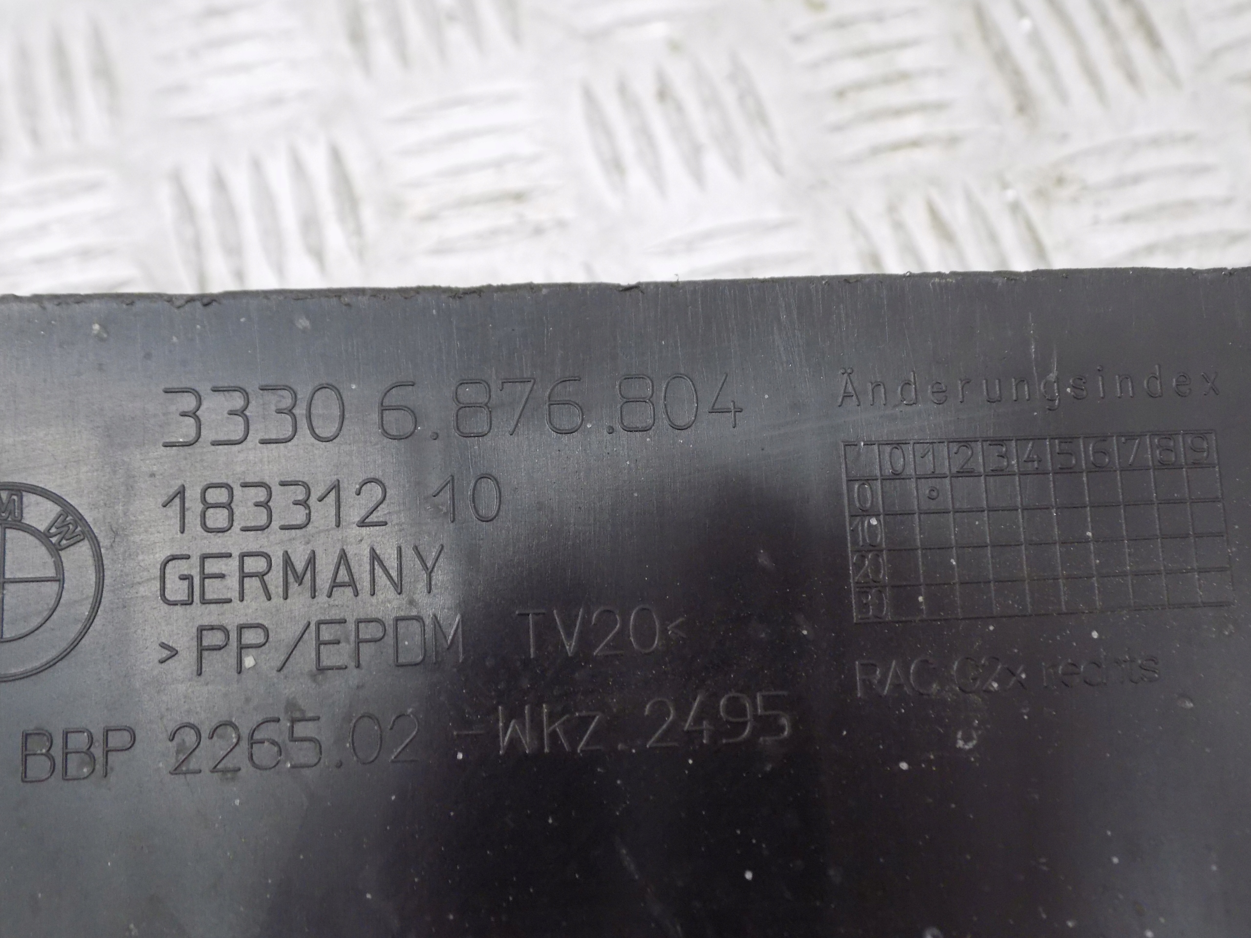 BMW G20 G21 G29 Querlenker heck Blende Abdeckung 6886448