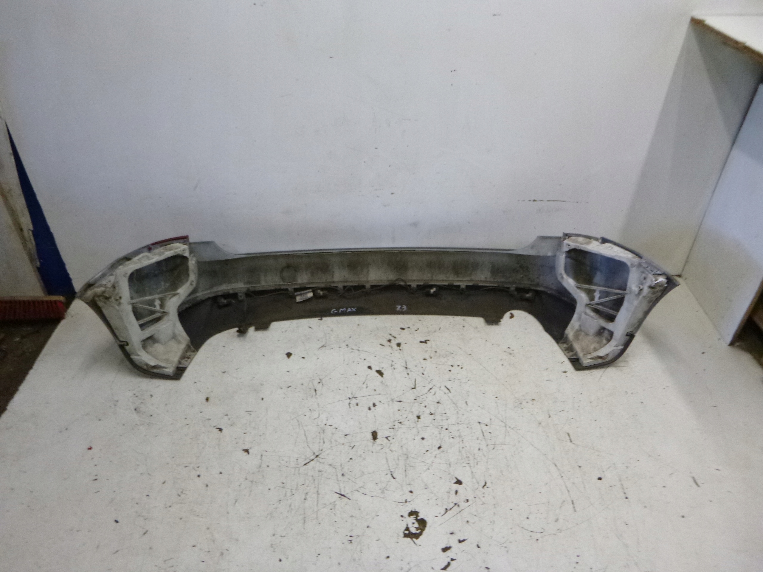 bumper rear Ford C Max Z3 2004r.