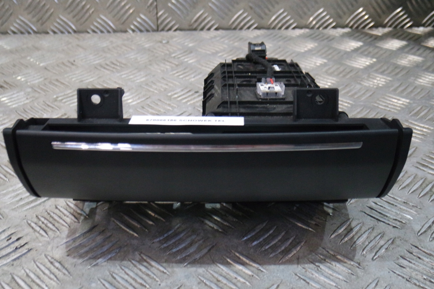 бардачок usb MASERATI Ghibli SQ4 670066186