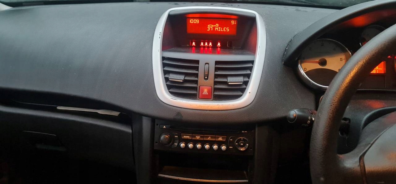 display Peugeot 207 facelift 2011 9665103980