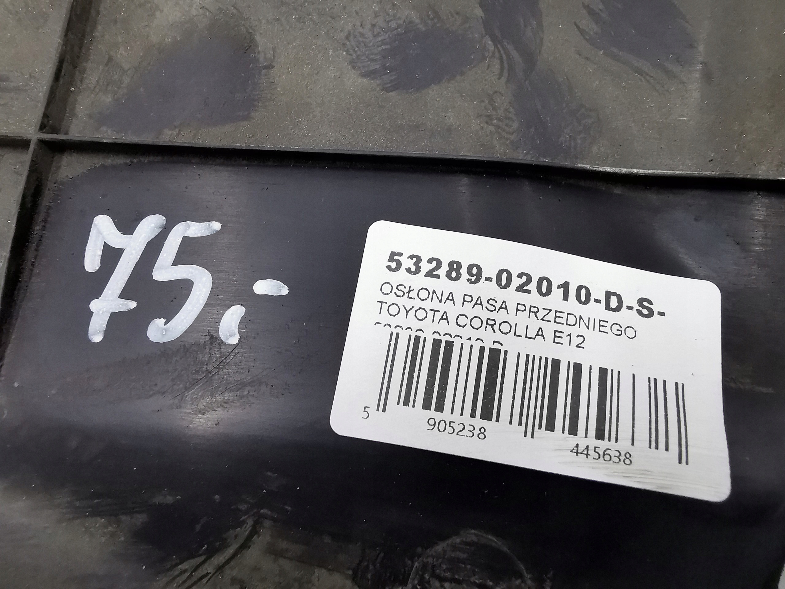 kryt stěny předního TOYOTA COROLLA E12 53289-02010-D