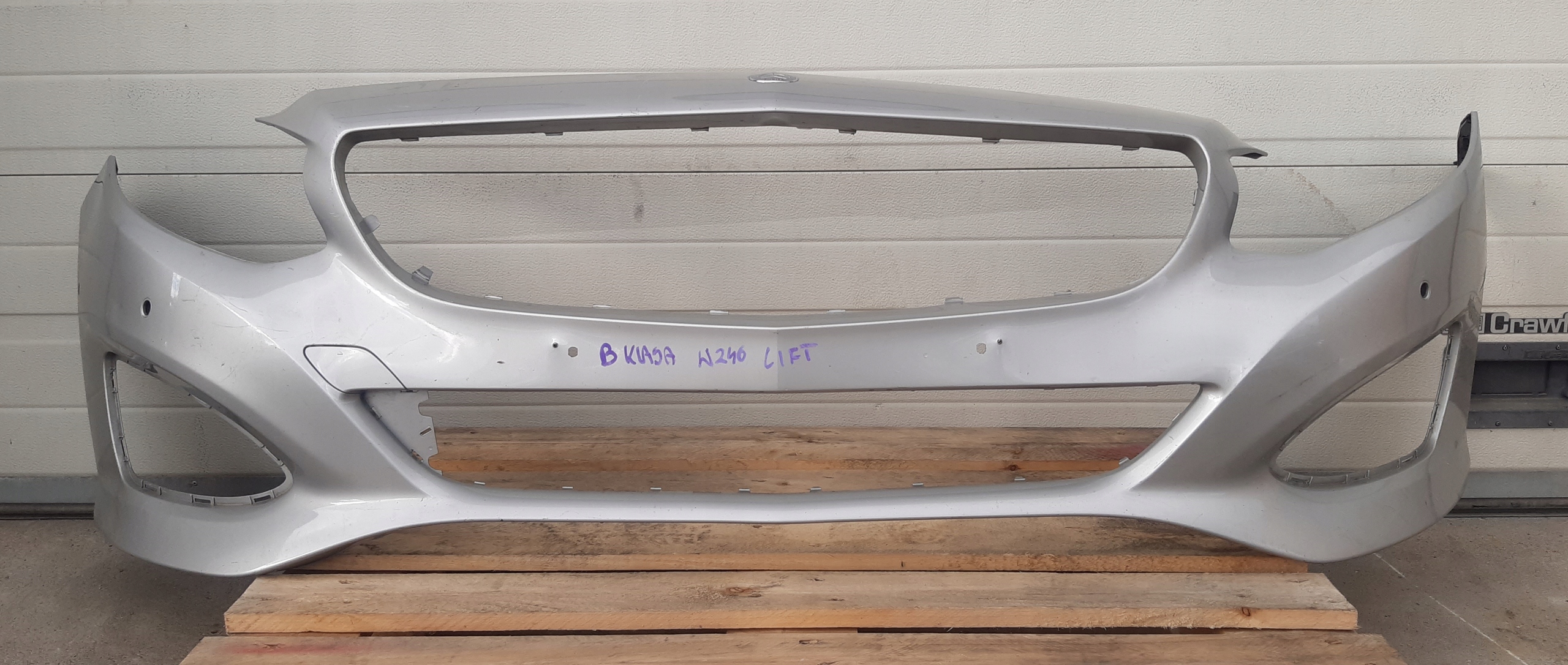 MERCEDES B KLASA W246 LIFT bumper front PDC