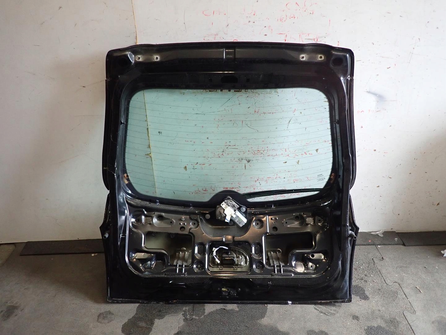 trunk door NISSAN MICRA K12 2002-2010