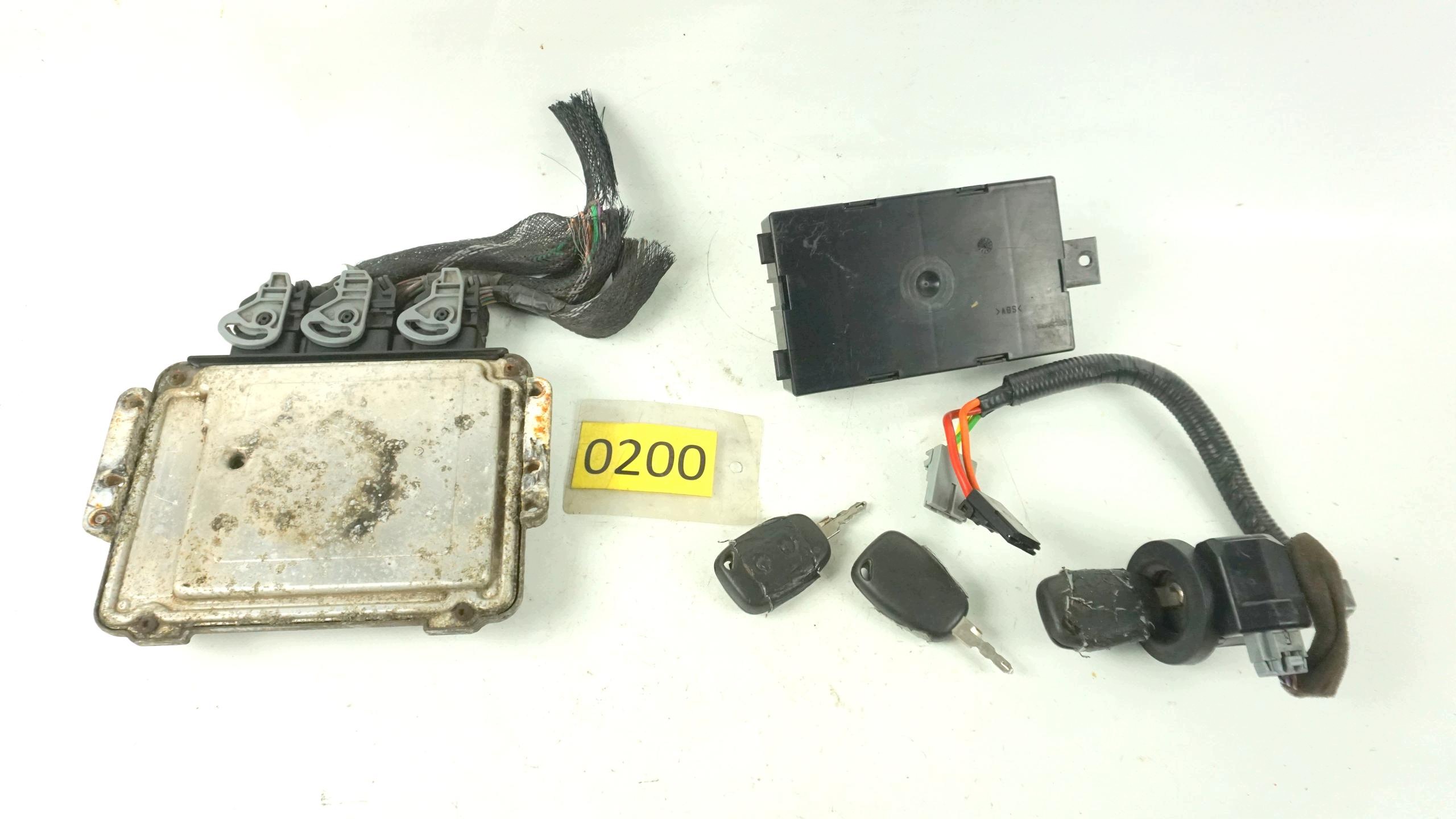 computer RENAULT MASTER DTI OPEL MOVANO 2.5 DCI 0281011432