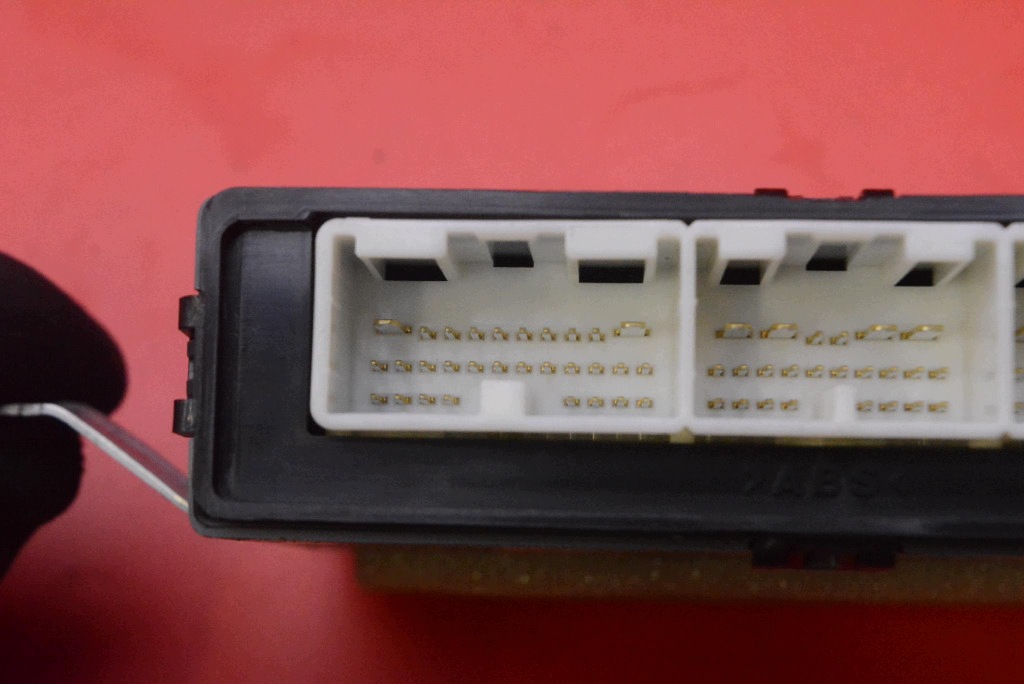 control unit module door left rear part 89225-50041 LEXUS LS 4 IV LS600H 06-09