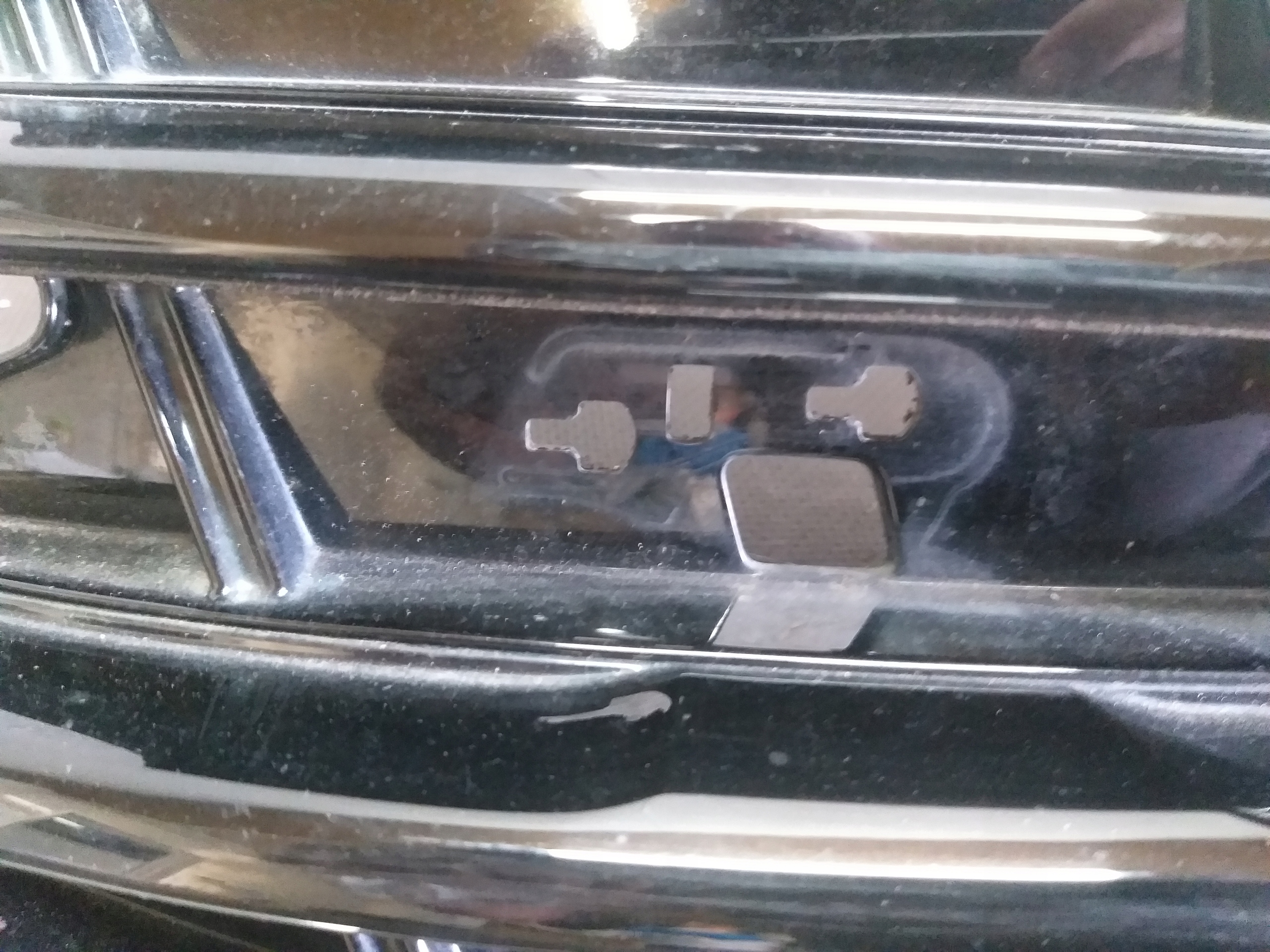 GRILLE VW TIGUAN LIFT 5NA853651BE