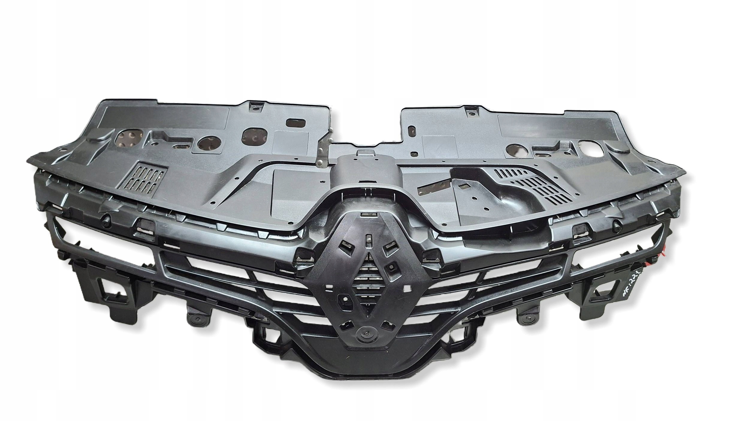 pillar grille of a bumper front replacement RENAULT CLIO IV 2012