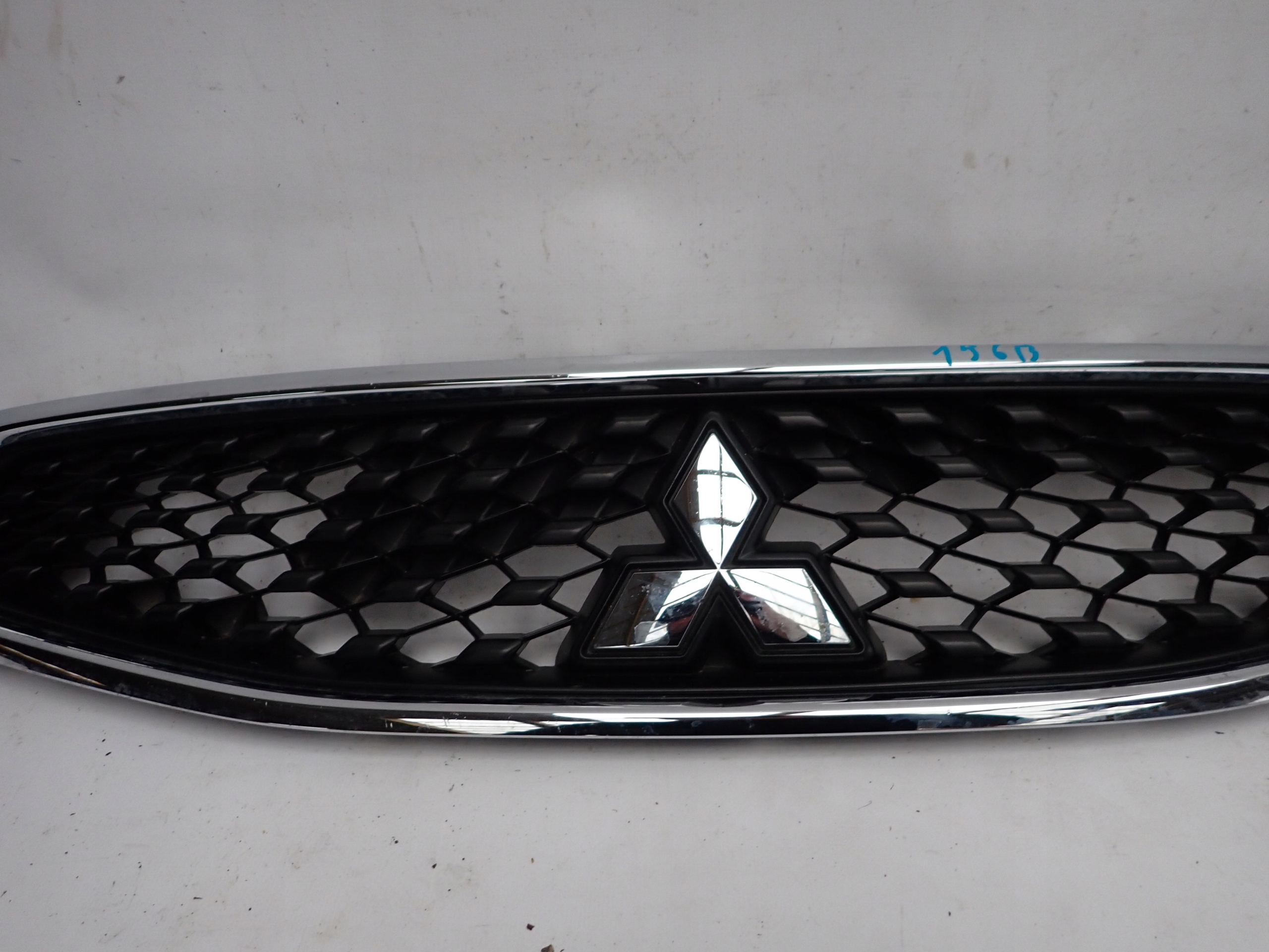 Mitsubishi Space Star A00 Kühlergrill FRONTGRILL Kühlergitter 6402A380 - Thumbnail 3