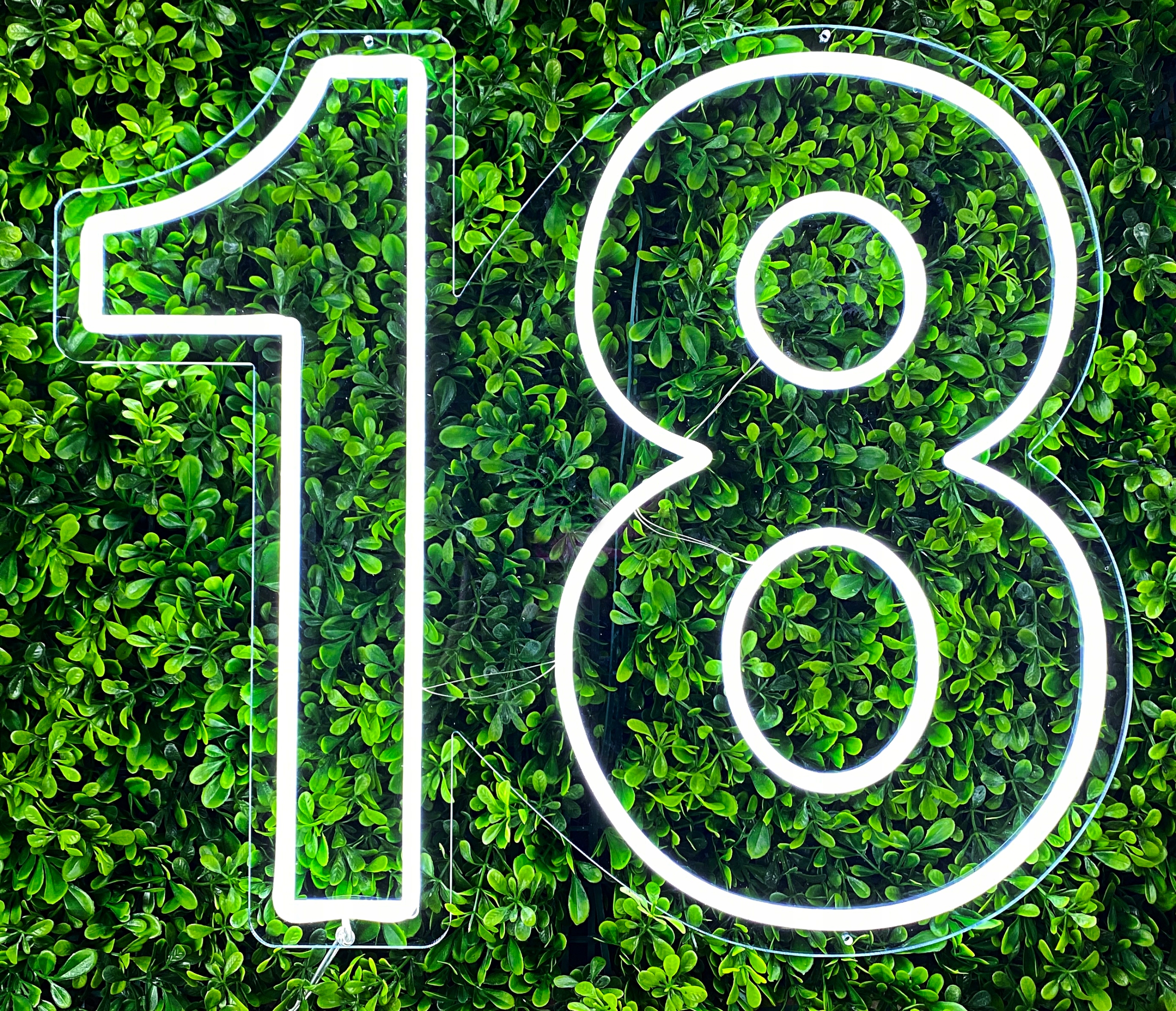 NAPIS LEDOWY LED 18 IMPREZA podświetlany 54x48cm Marka inna