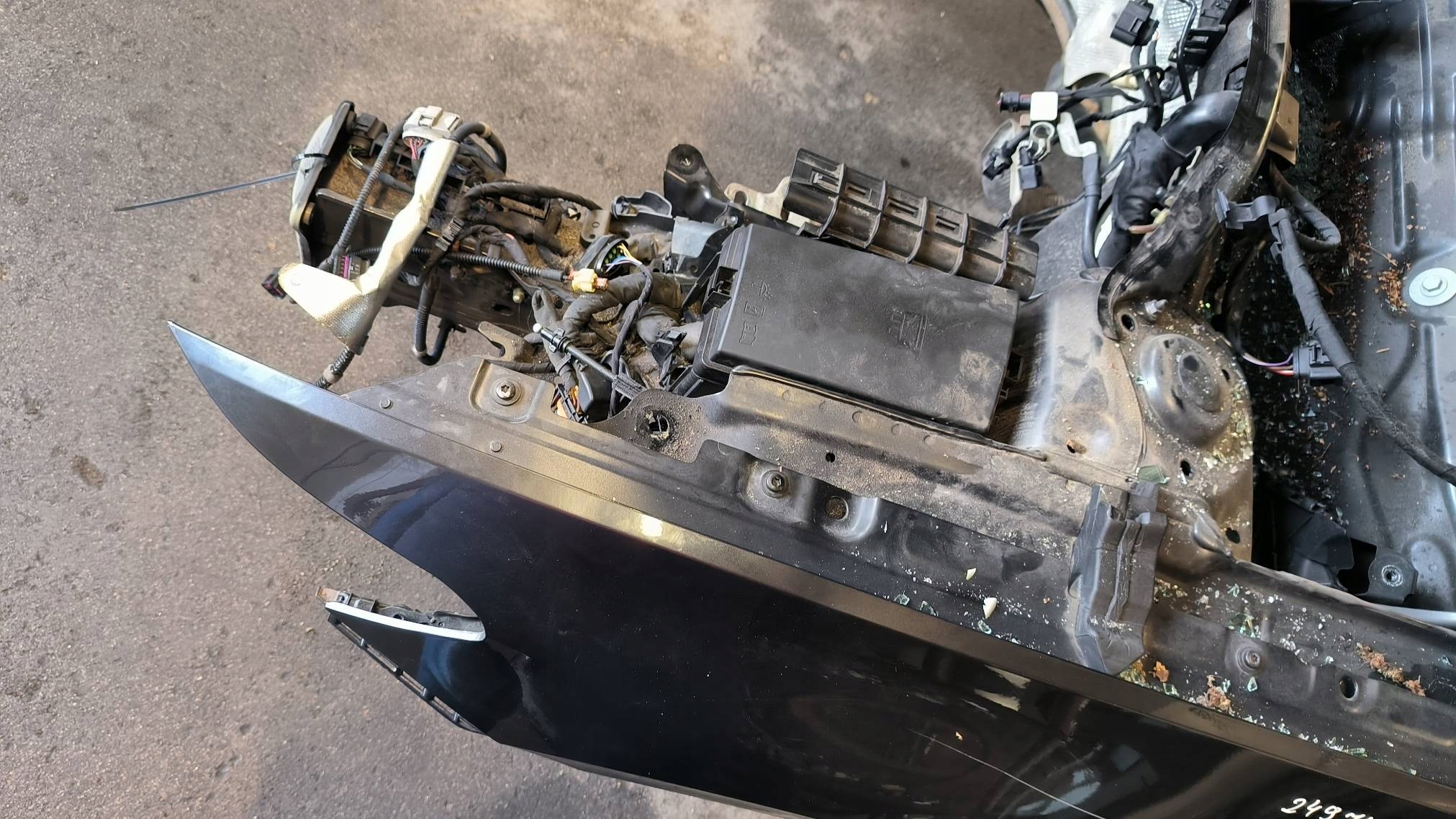 quarter left front LB7R VOLKSWAGEN PASSAT B8