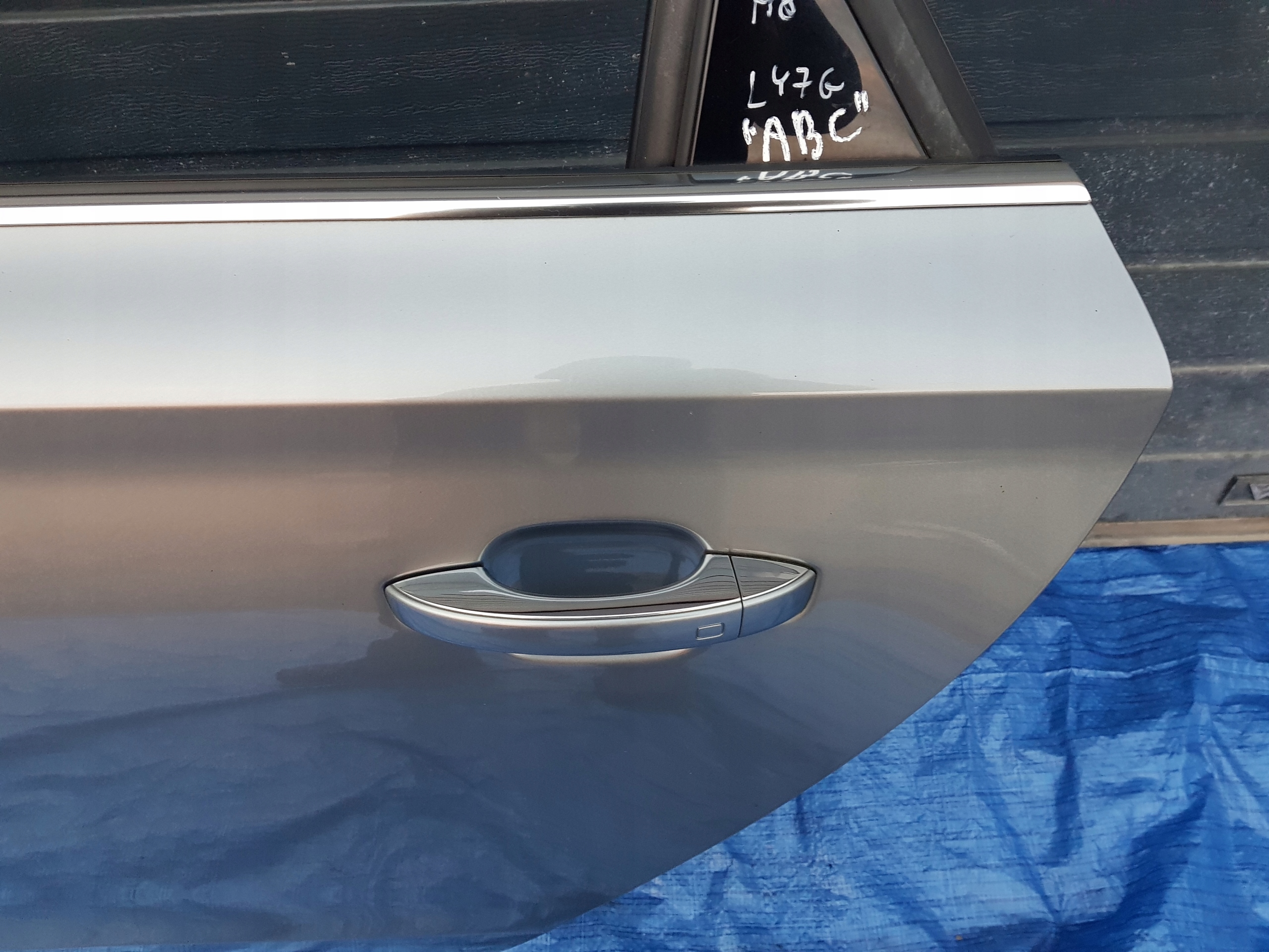 door left rear part rear. left AUDI A8 D4 LY7G