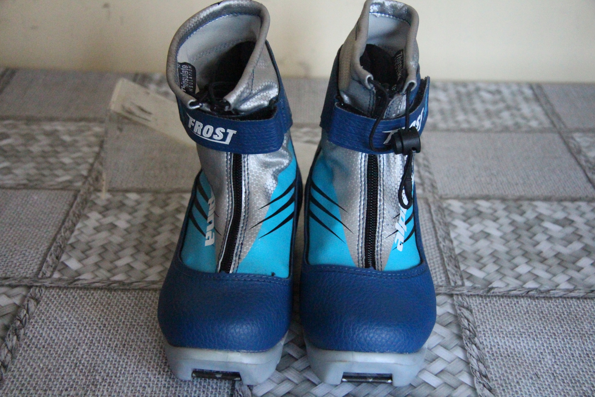 ALPINA FROST NNN - ROZ.34/22CM Model FROST