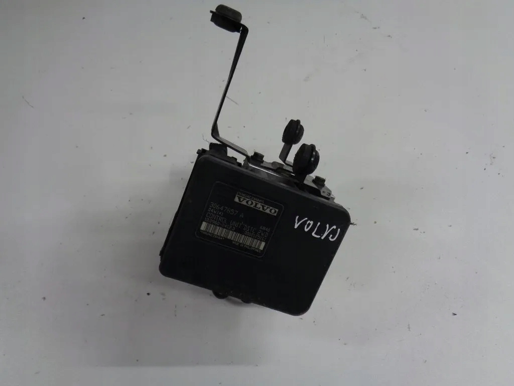VOLVO S40 V50 pump control unit ABS