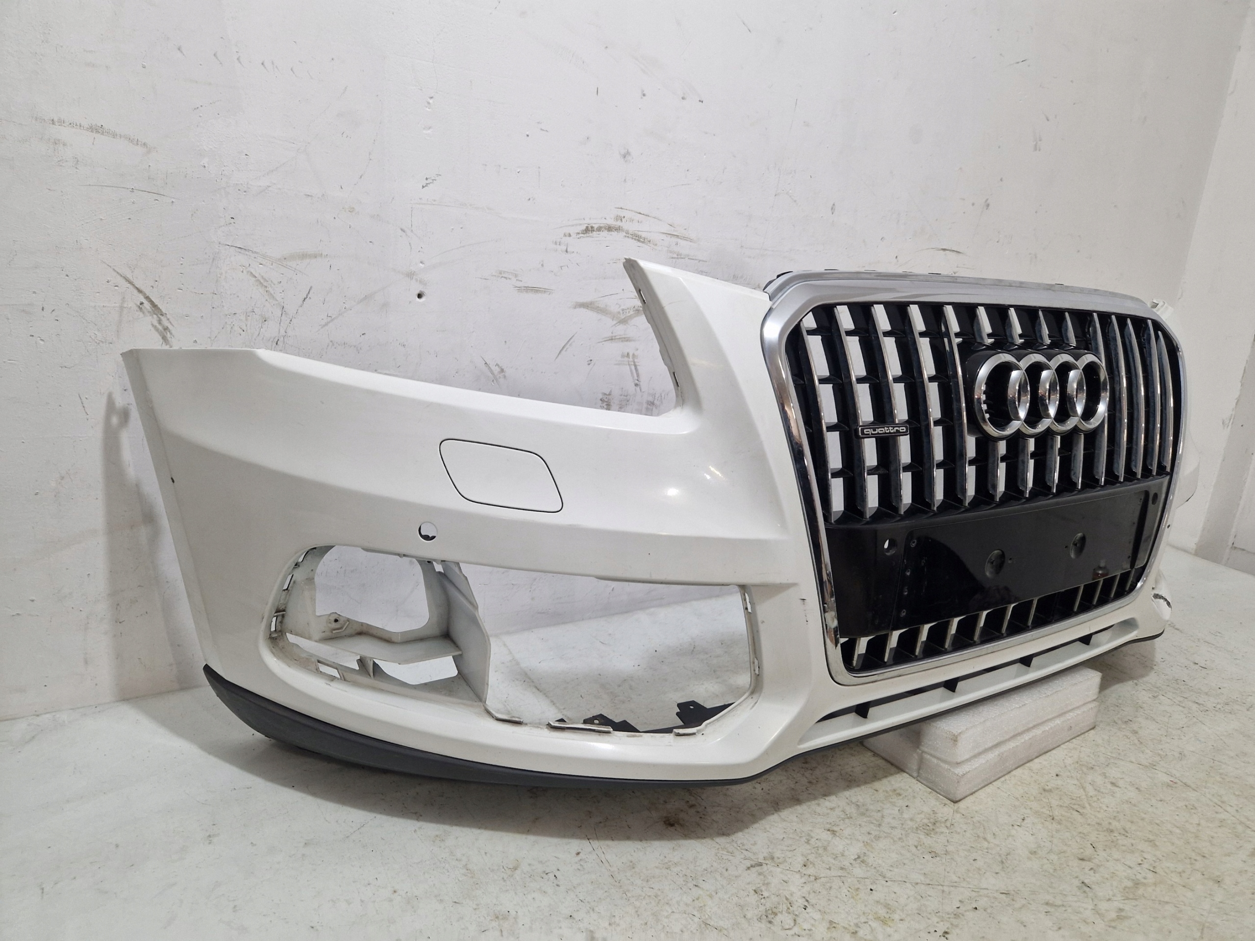 AUDI Q5 LIFT 2012- bumper front front ZWYKLY 8R0807437M