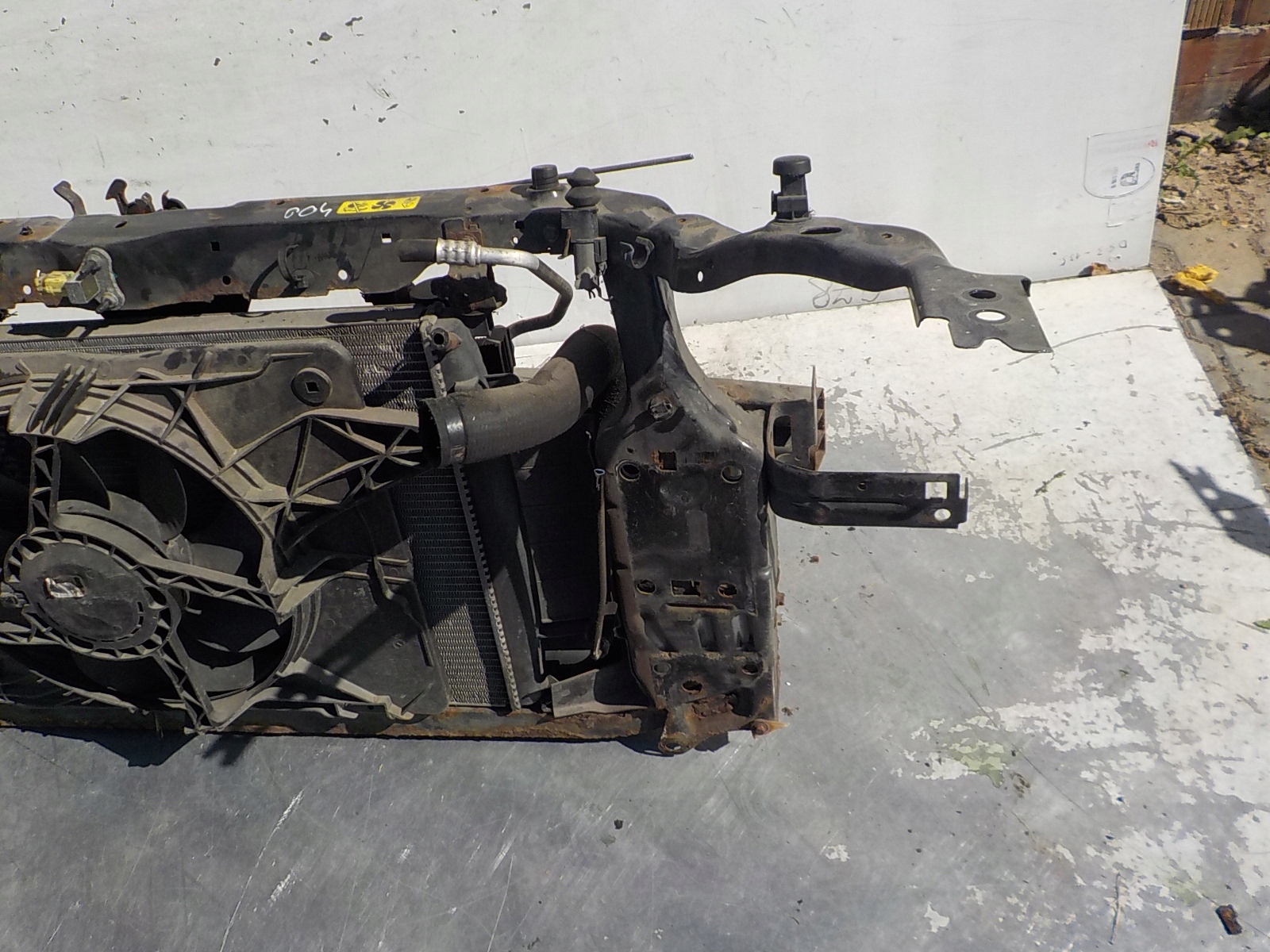400 NISSAN QASHQAI J10 1.5 DCI support panel for radiators sider radiator