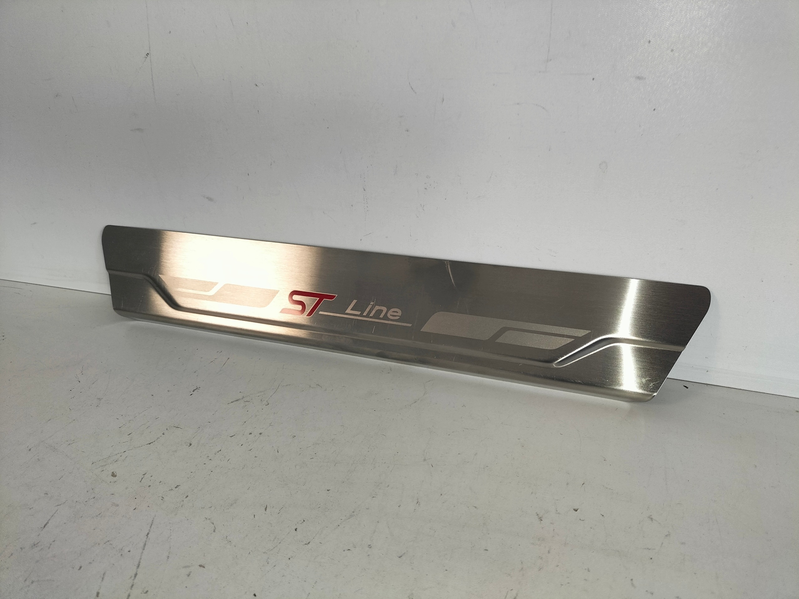 moulding cap threshold front front FORD FIESTA MK8 17- ST-LINE