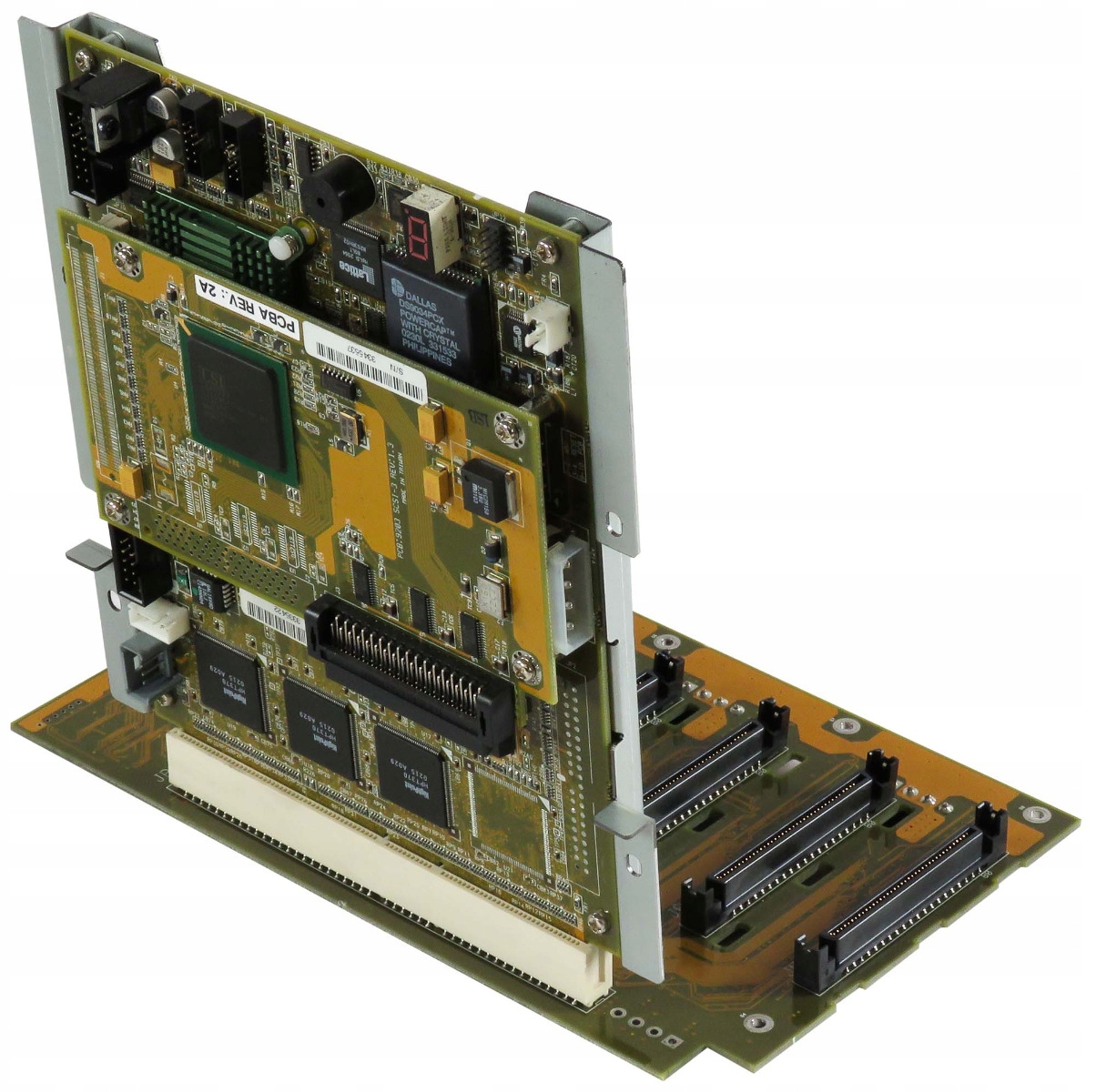 Yang An YA-3 E114139 IM90-1101 Scsi 68-PIN Je 6 Slotů 80-PIN Backplane