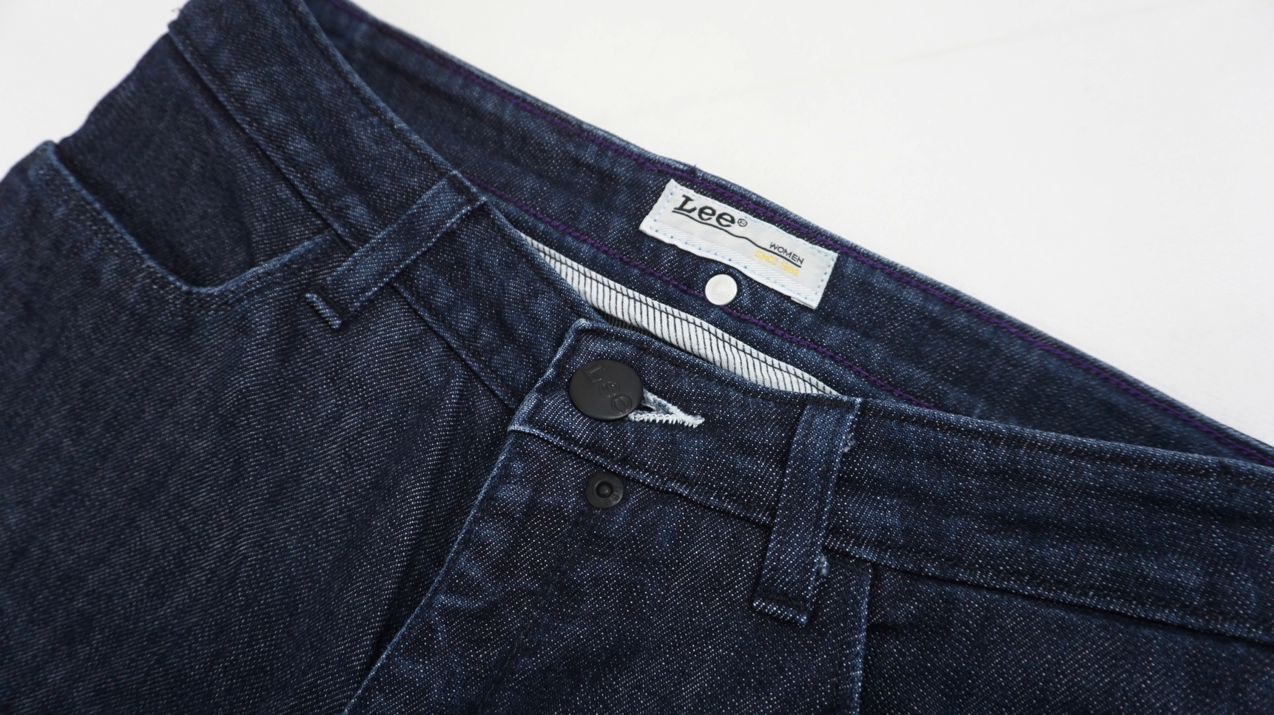 LEE spodnie z ciemnego jeansu r 28/31 k2 Odcień granatowy