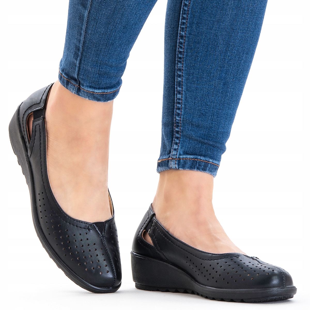 

Szersze półbuty lekkie wkł.skóra ażurowe Wojtyłko