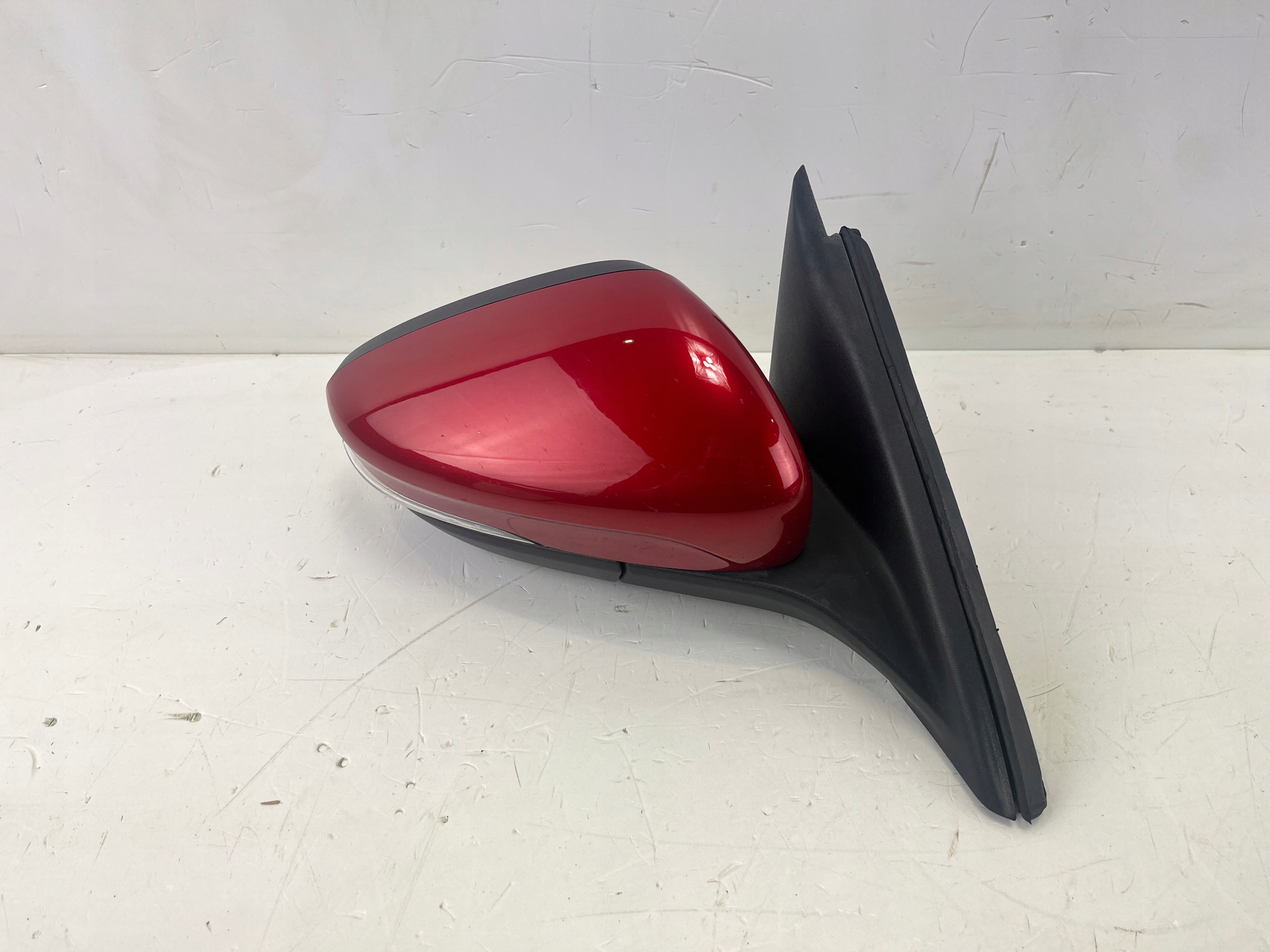 mirror right 8 PIN LED FORD FOCUS MK4 RUBBY RED