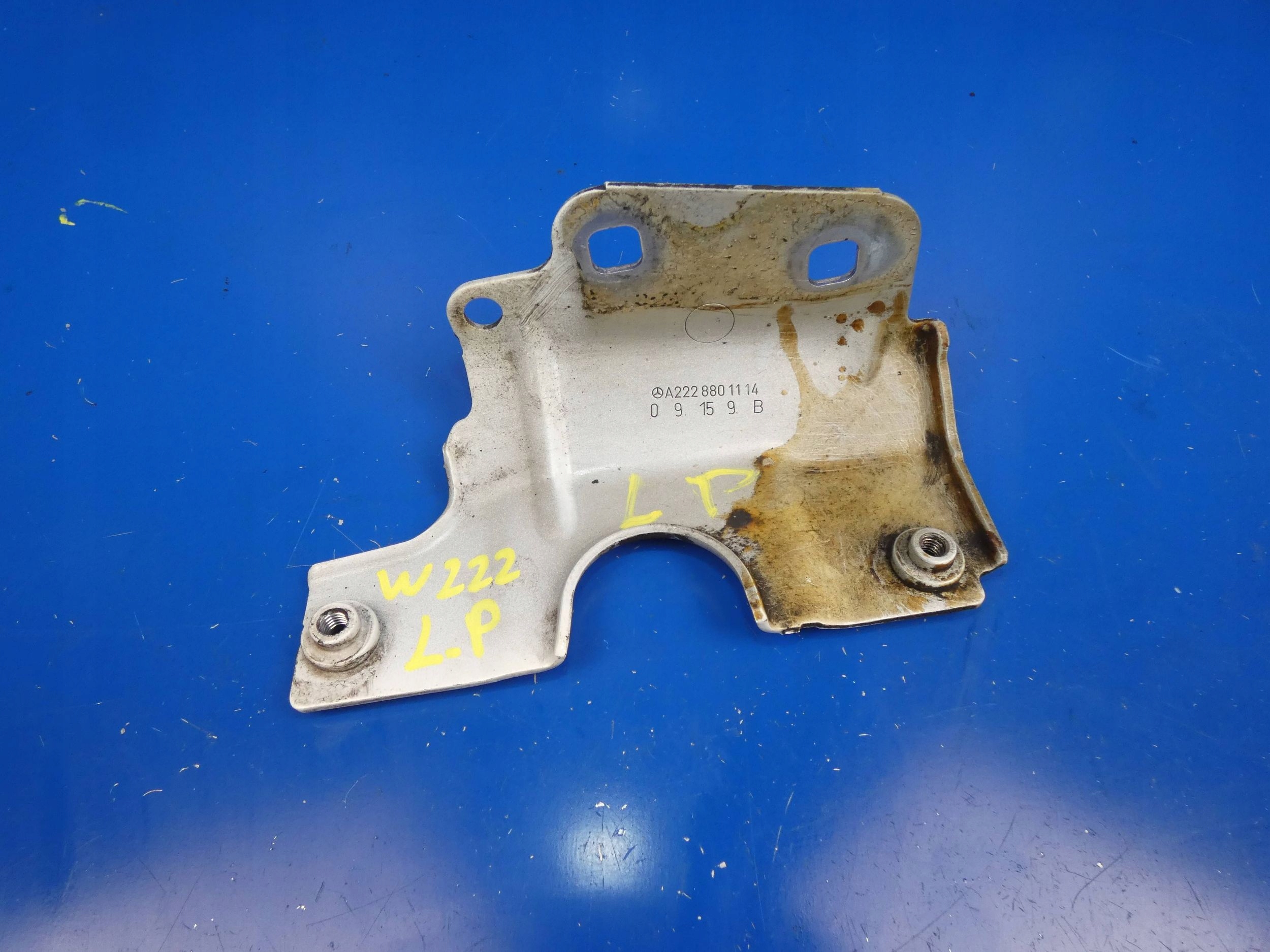 MERCEDES S KLASA W222 console holder fender left front