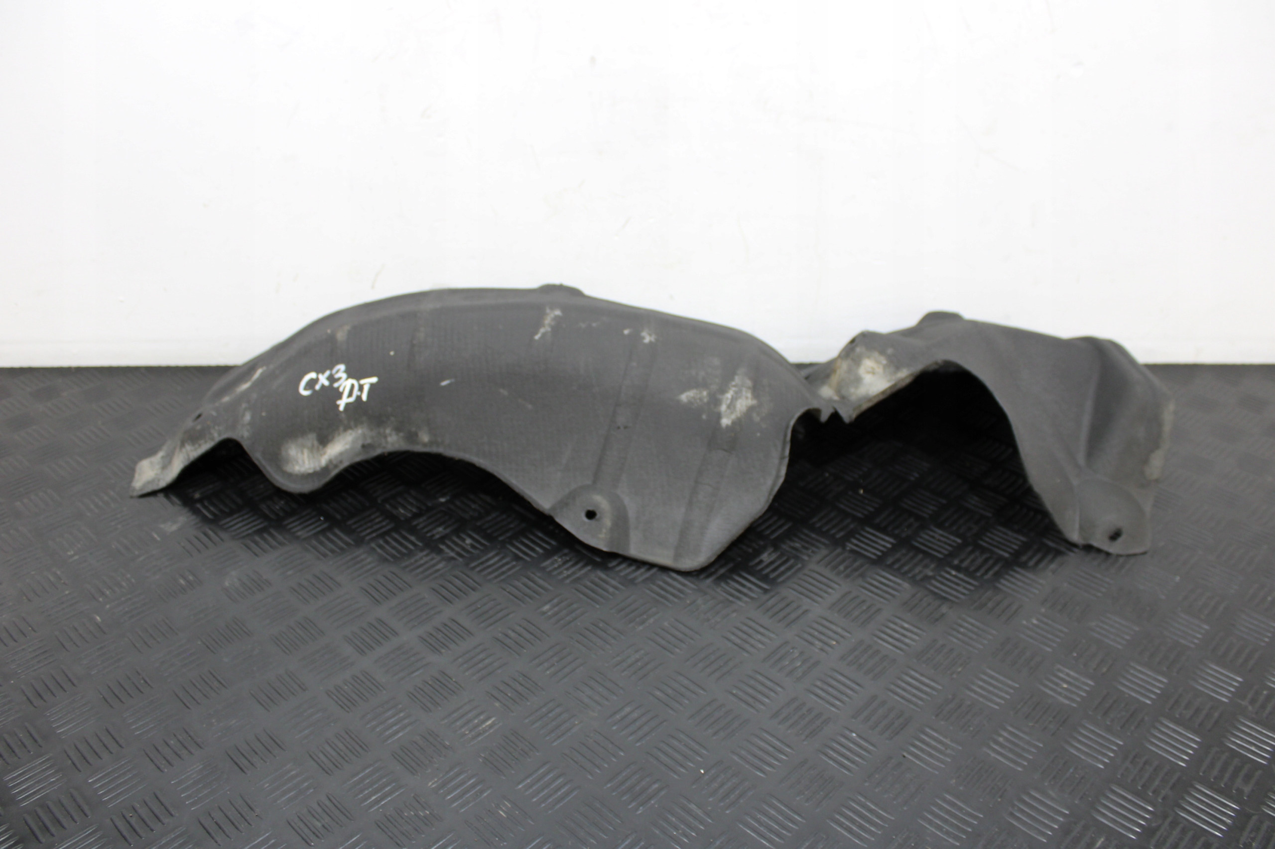 mudguard right rear part MAZDA CX3 CX-3 LIFT