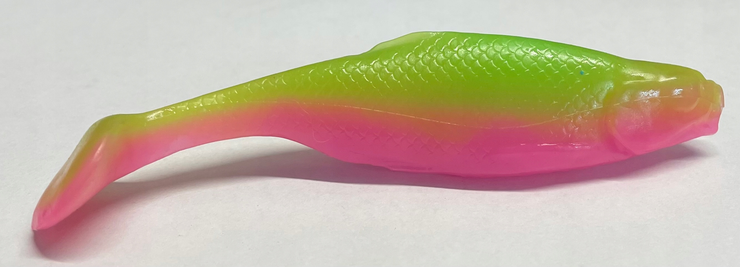 

Guma Realistic Shad Matusiak Płoć 12 018 Neon