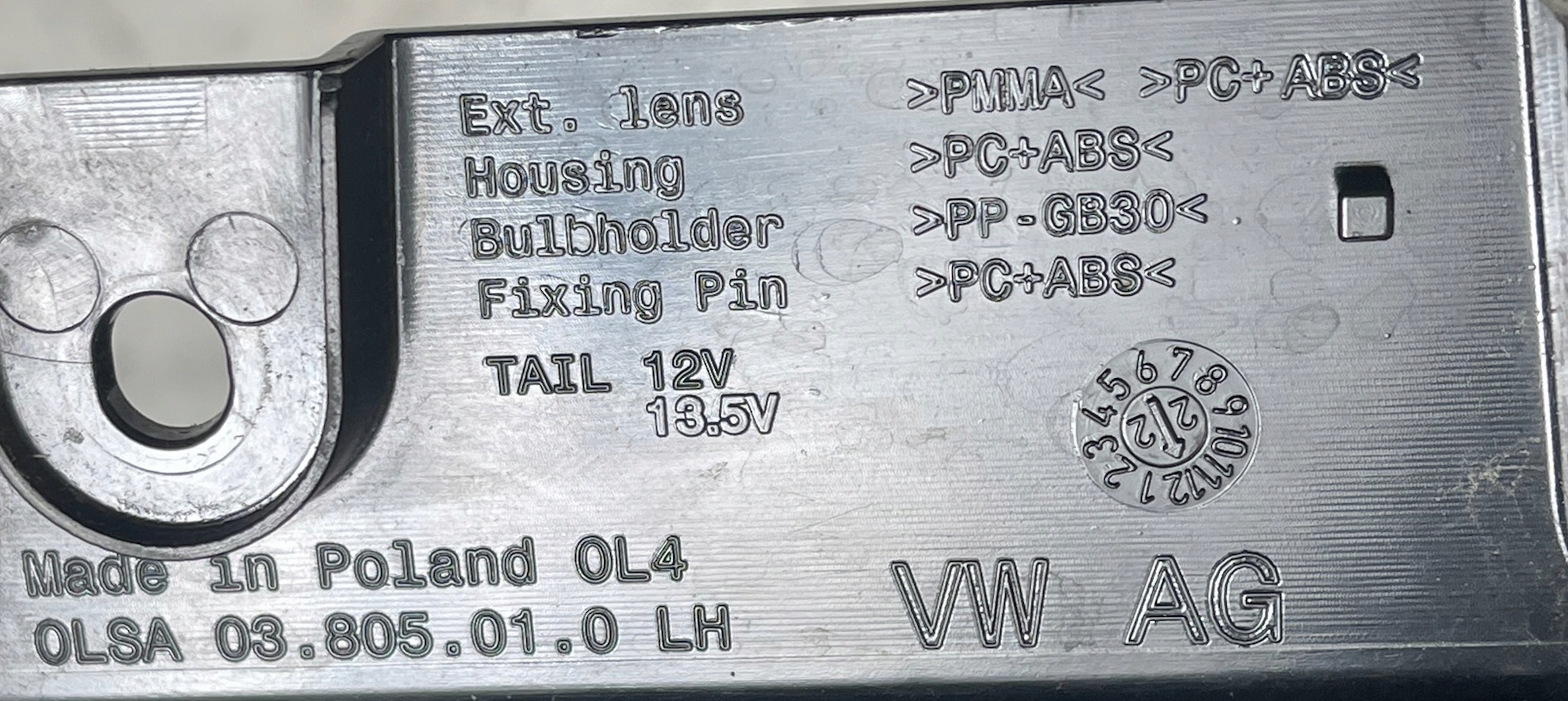 VW CADDY IV 2K7 2020 - light left rear part rear