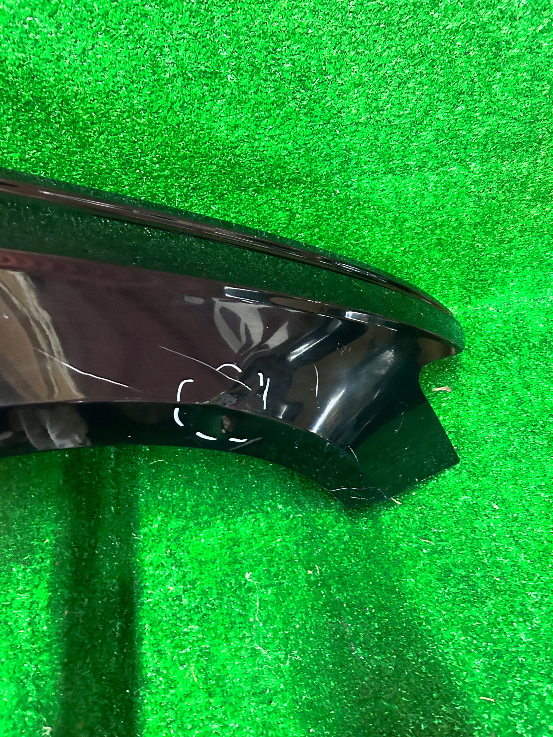 fender front right AUDI A6 C8 nr.003