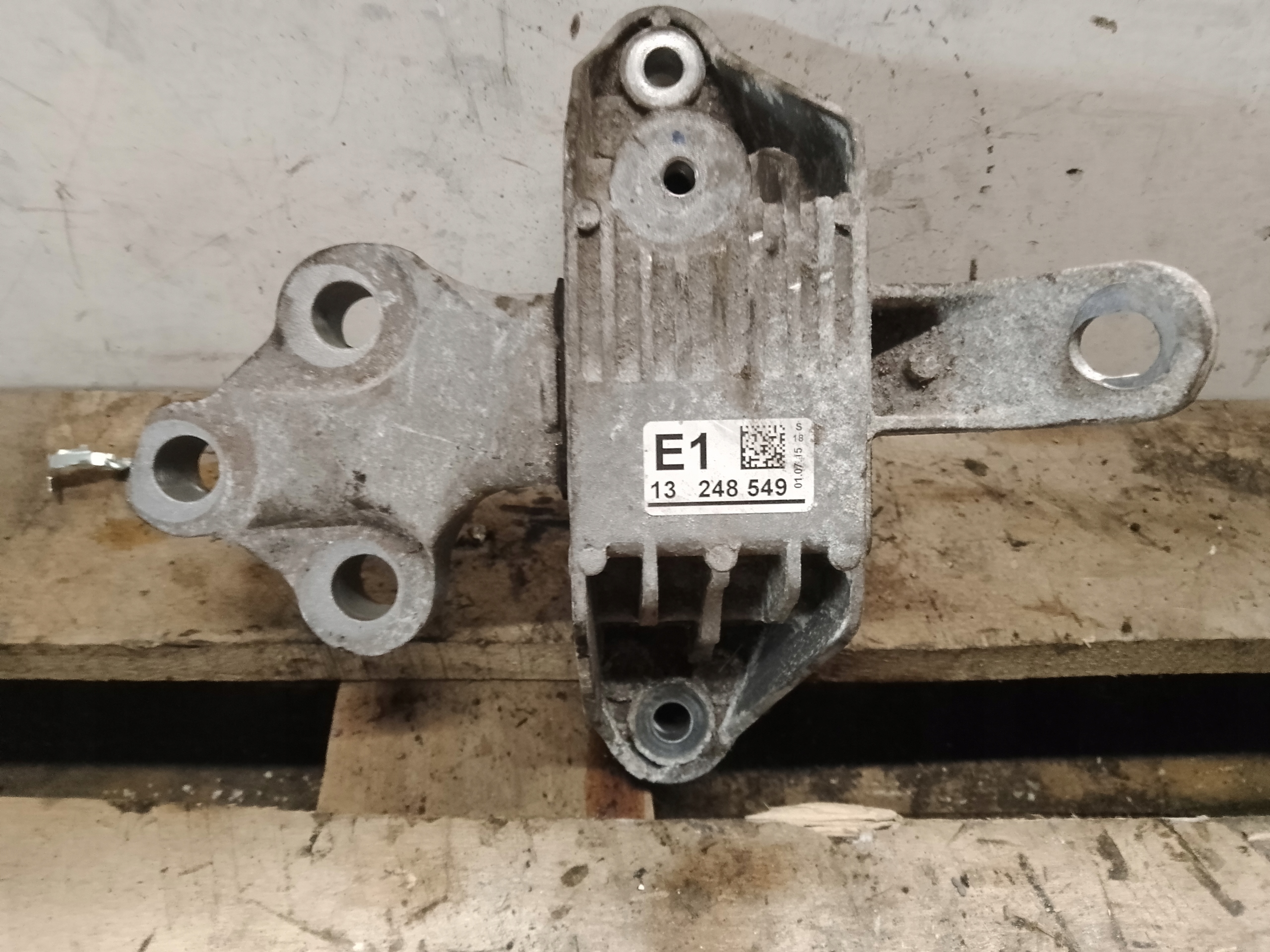 holder engine mount OPEL ASTRA J 1.6 13248549
