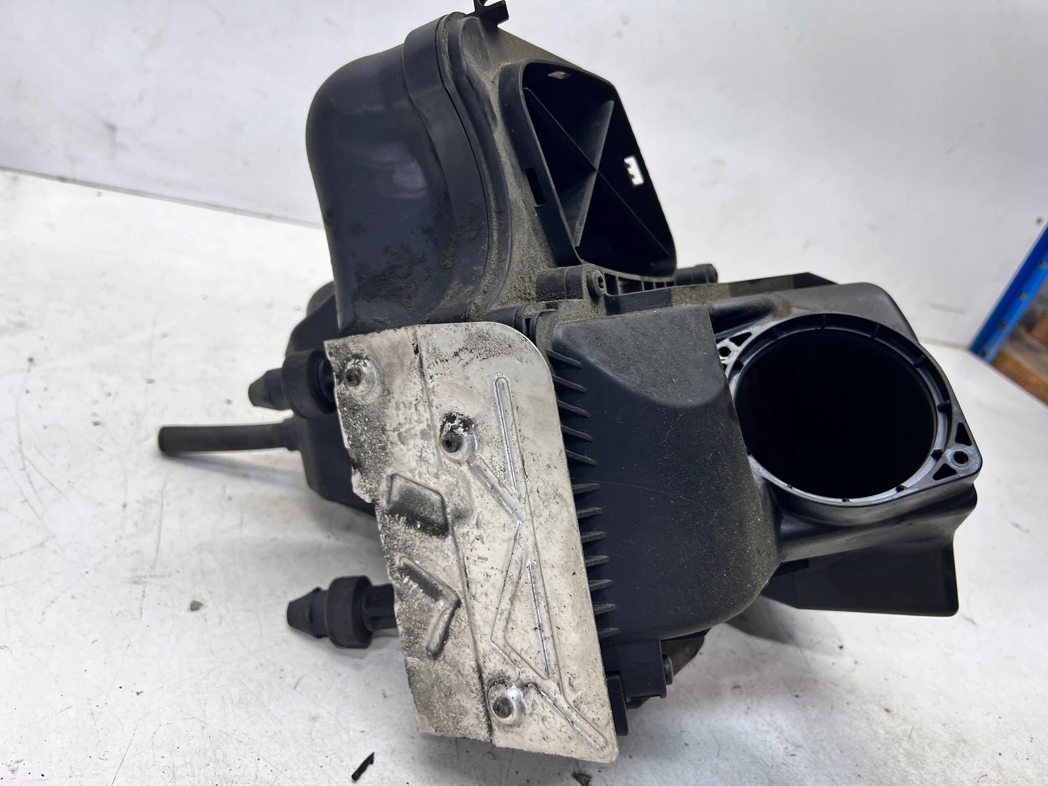 Gehäuse filter luft AUDI A4 B8 A5 Q5 8R 8R0133837E 8R0133843C