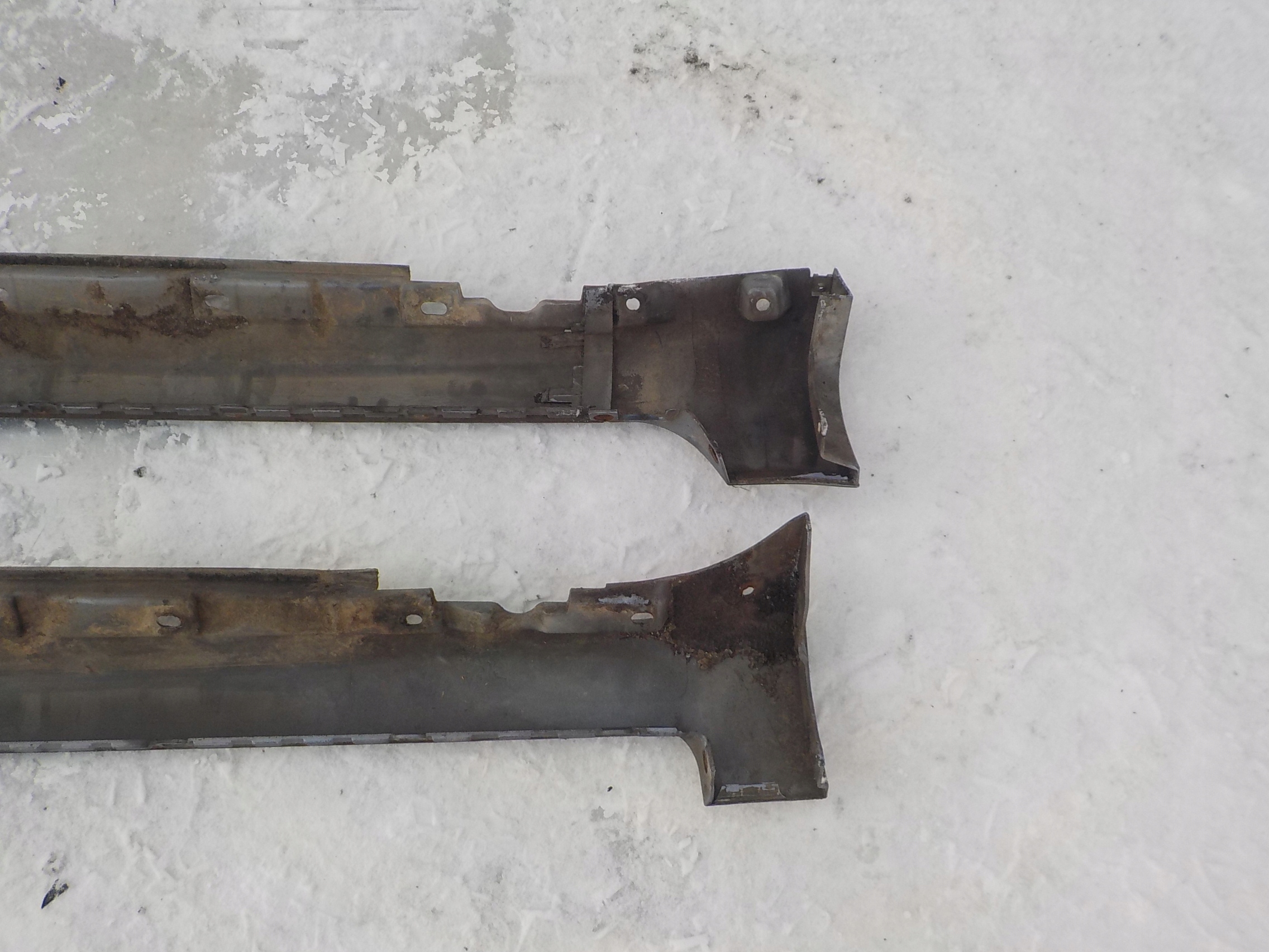 283 AUDI A4 B7 KOMBI mouldings caps threshold